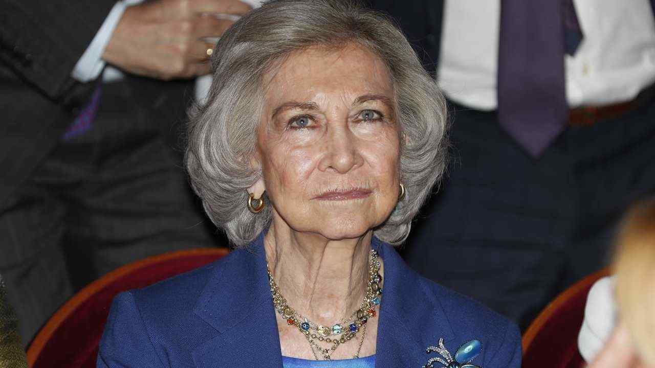 El estado de la reina Sofía empieza a preocupar a sus 3 hijos