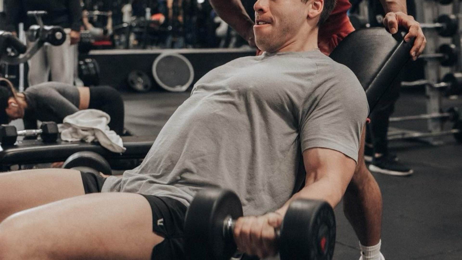 El hijo secreto de Schwarzenegger es igual que el padre: cuerpo gigante, parecido impactante