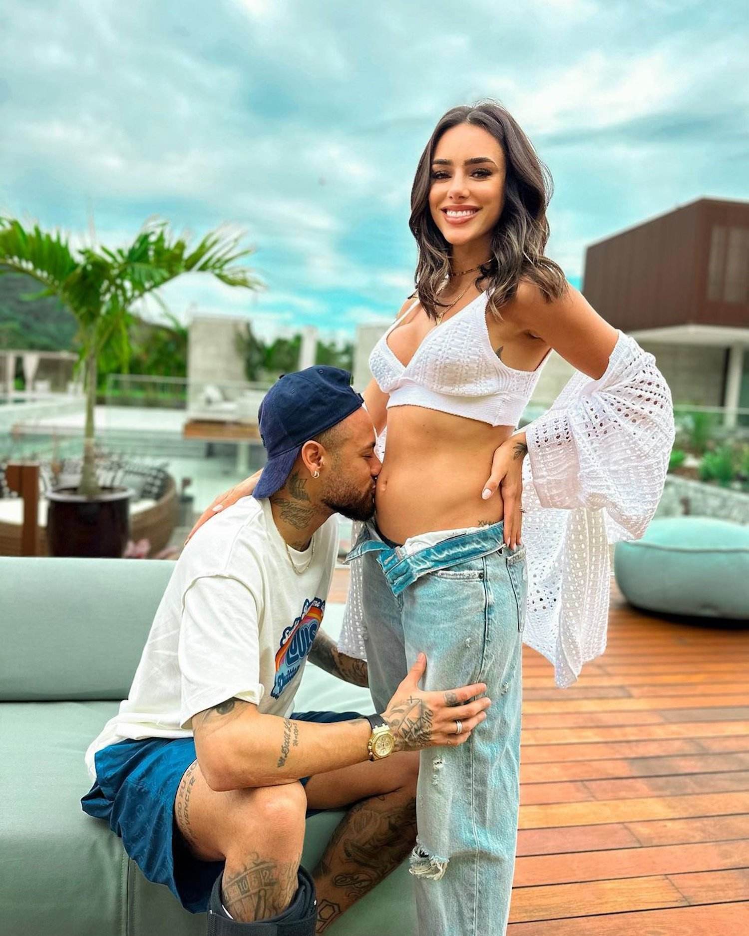 Neymar i Bruna, pares d'una nena: sorpresa pel curiosíssim i preciós nom que li han posat