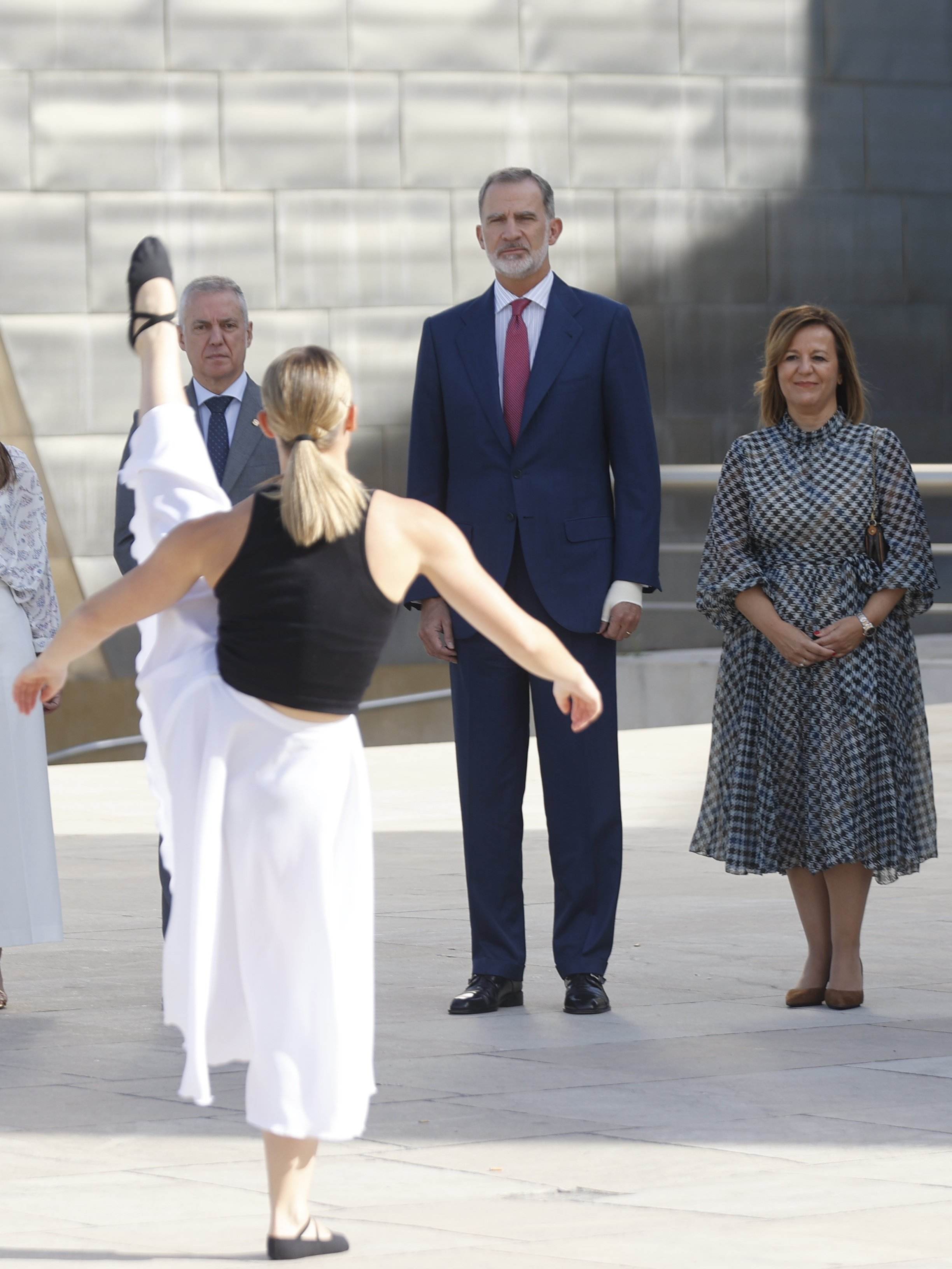 Felipe en Euskadi con nuevas muestras de autolesión: qué le pasa en las manos