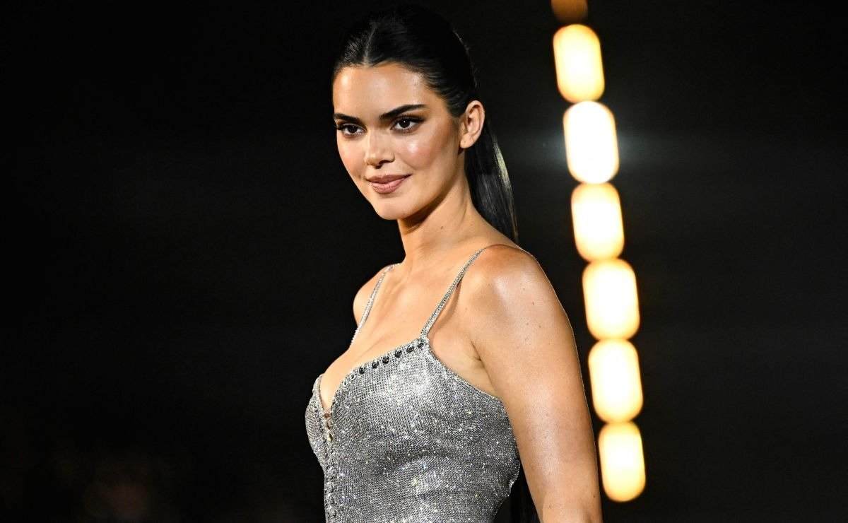 Kendall Jenner pone de moda un vestido coquette que cuesta varios sueldos en España