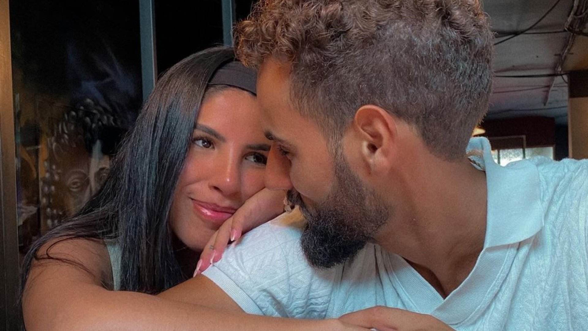 Asraf Beno, marido de Isa Pantoja, como Dios lo trajo al mundo