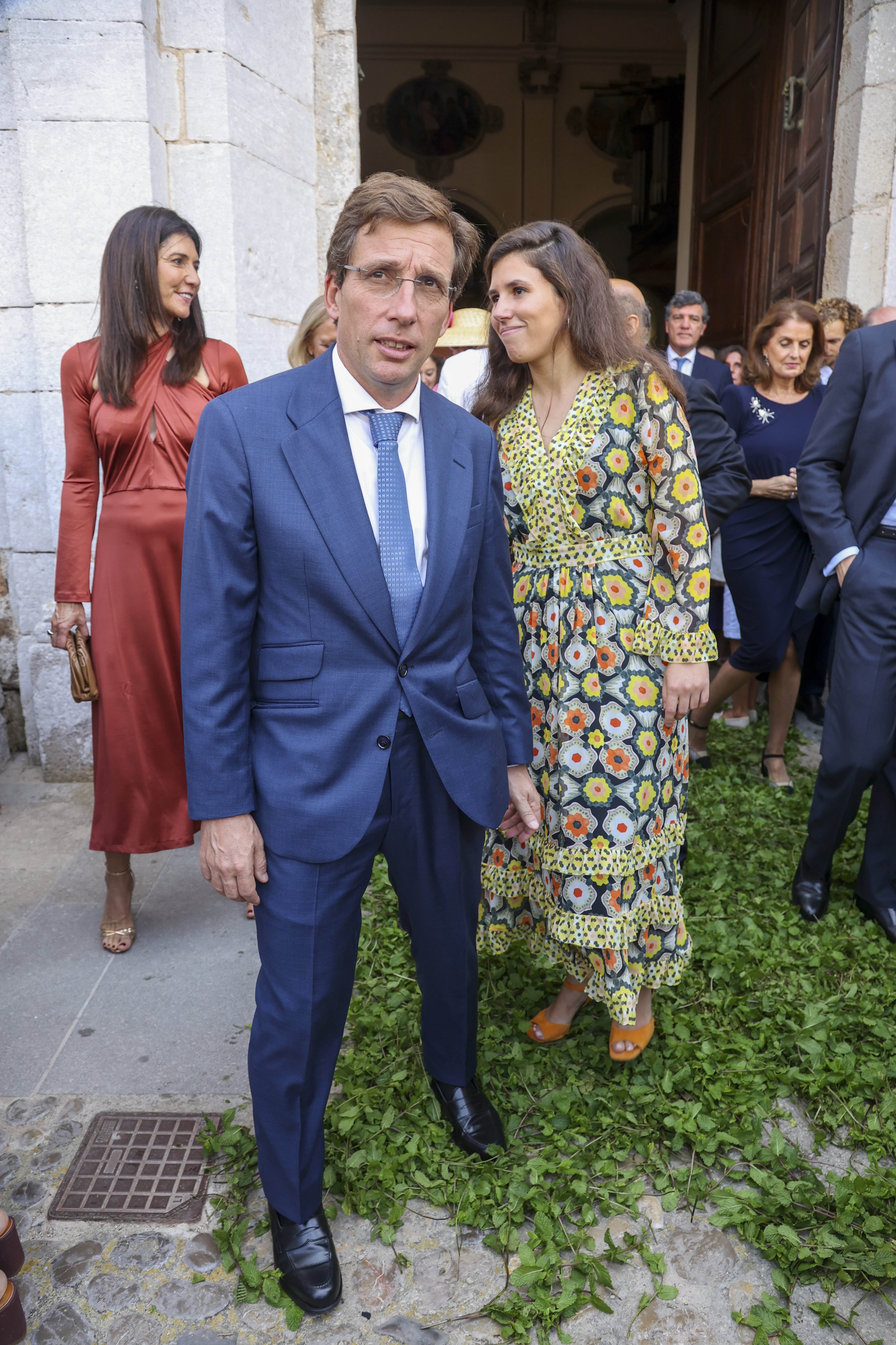 El último y polémico Borbón que acepta la invitación a la boda de José Luis Martínez Almeida