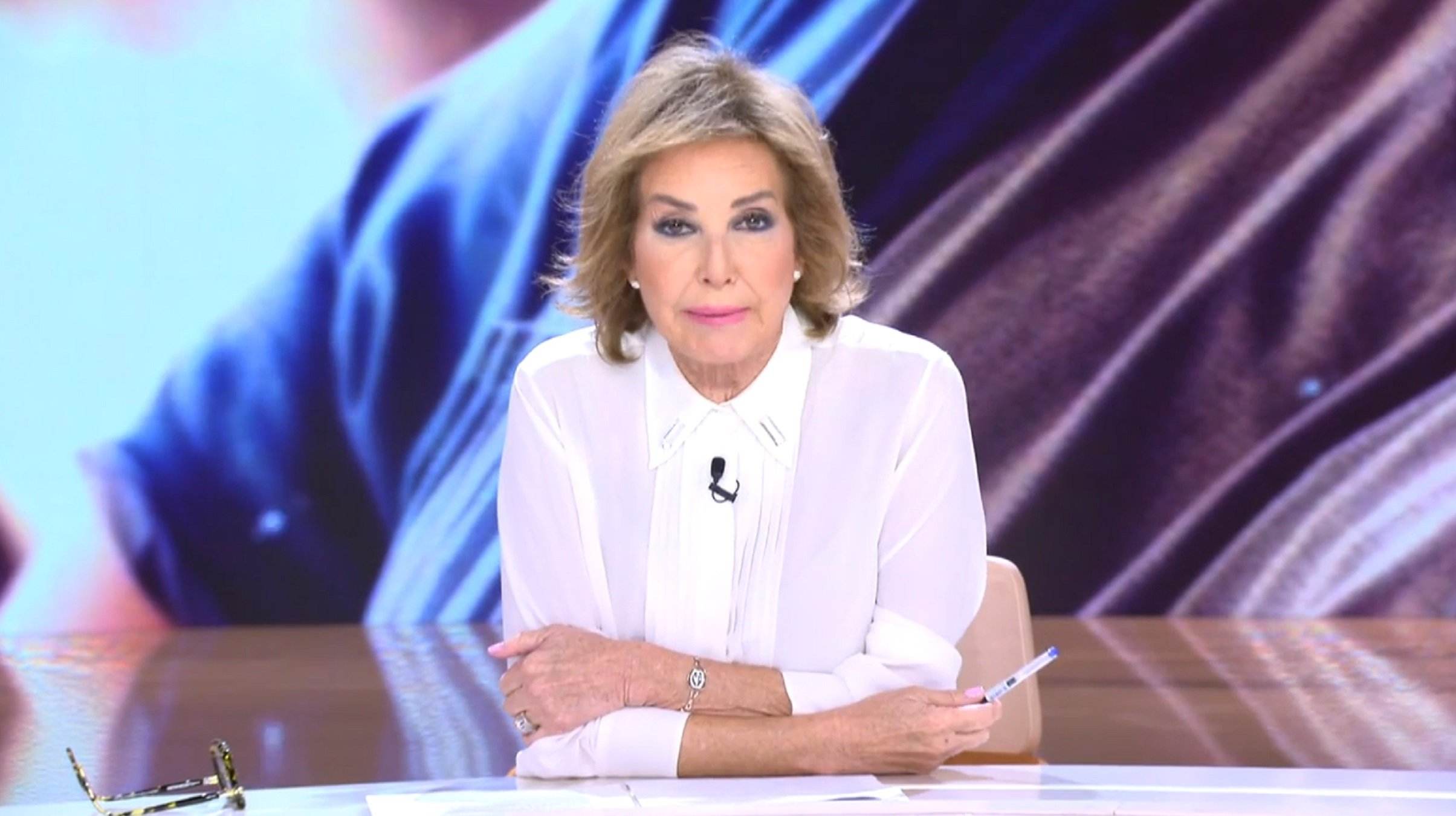 Així s'acomiada un convidat d'Ana Rosa en directe. Es queda muda, la xarxa no: "Brutal, no m'ho puc creure!!"