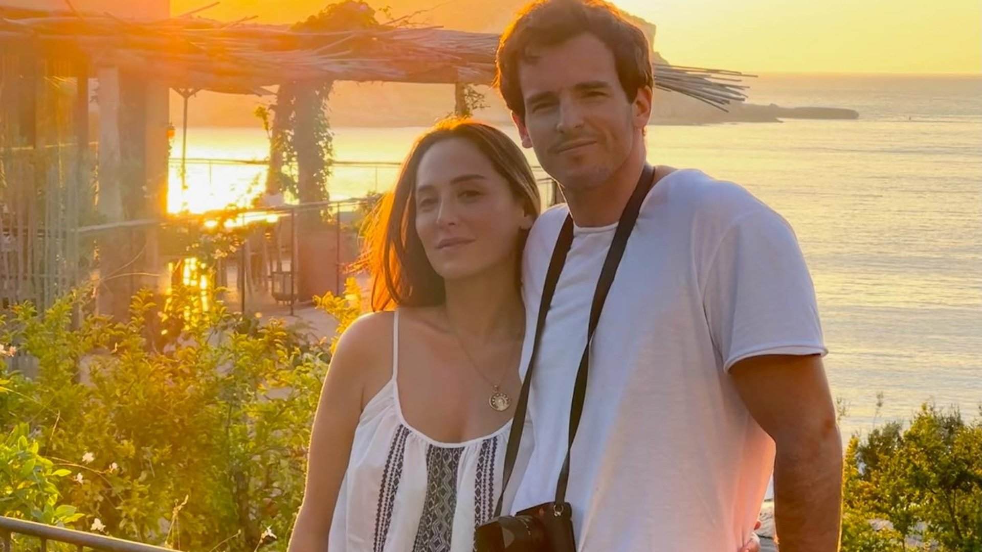 Tamara Falcó e Ínigo Onieva, beso ridículo en Ibiza, no serán padres nunca