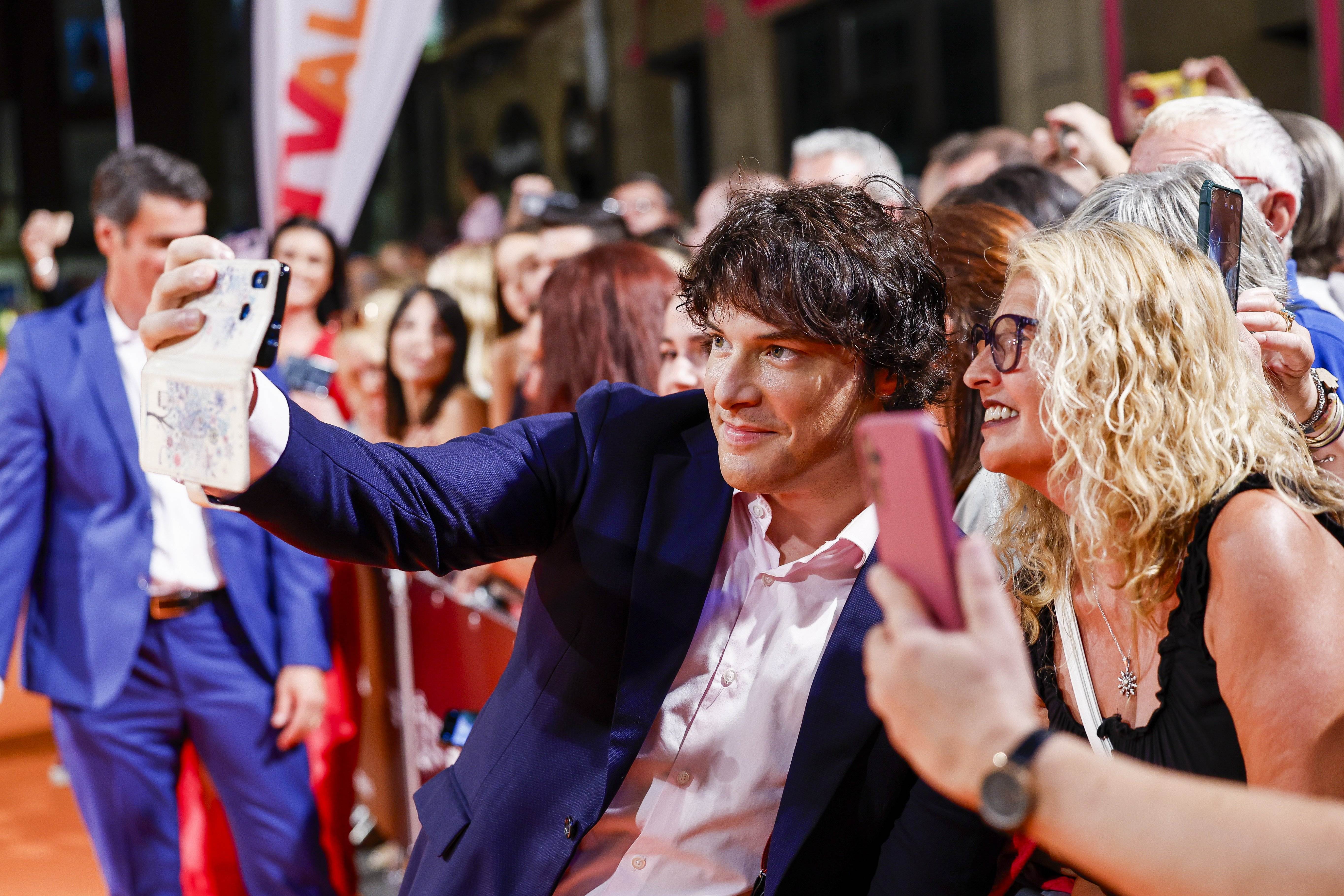 Jordi Cruz se cachondea del rey y su madre revela una intimidad de él: "Tierra trágame"