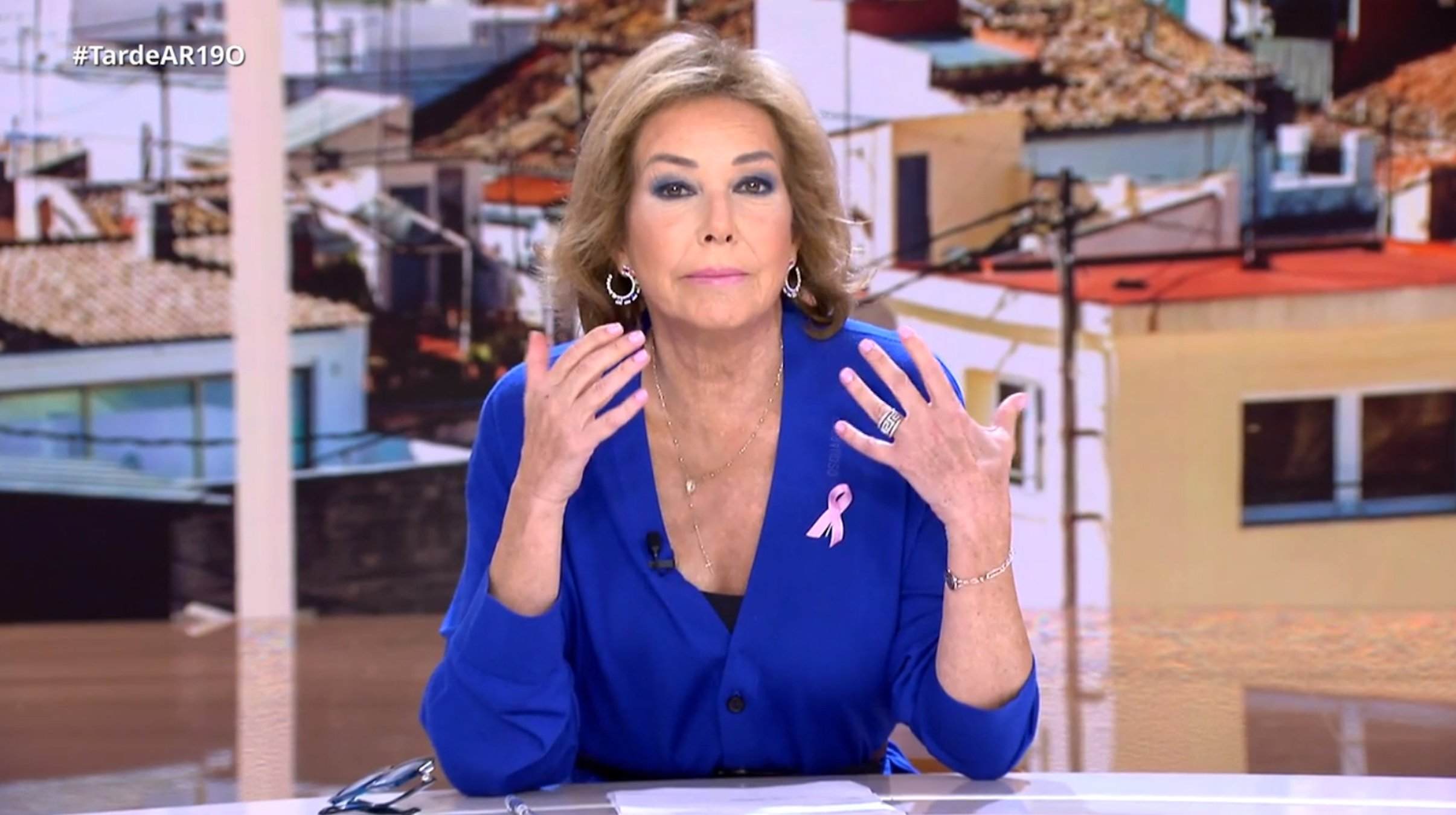 Ana Rosa Quintana enchufa a su familia en Telecinco, su hijo en 'TardeAR', fracaso