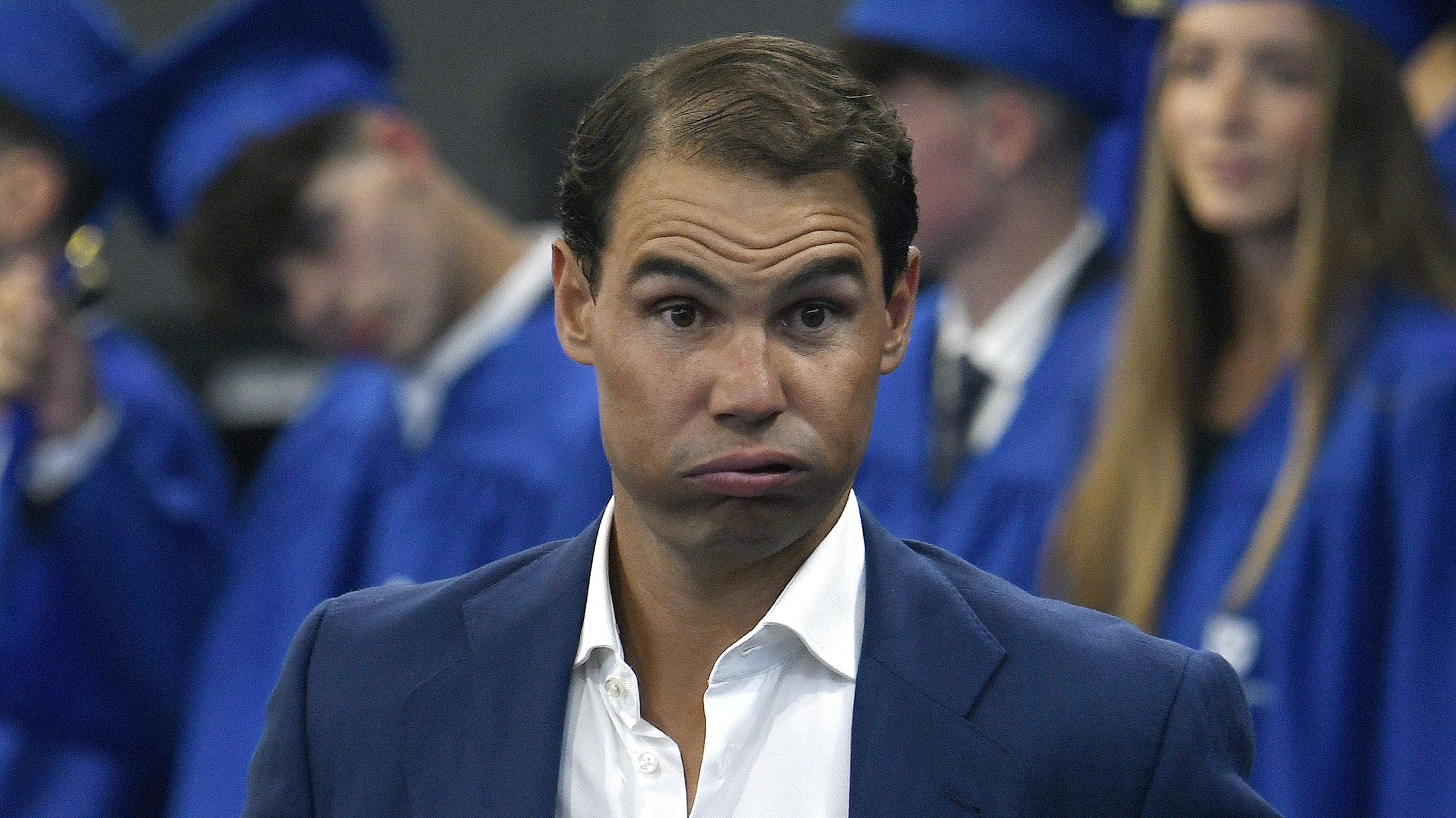 Rafa Nadal en un segell de correus, foto ridícula, no és ell