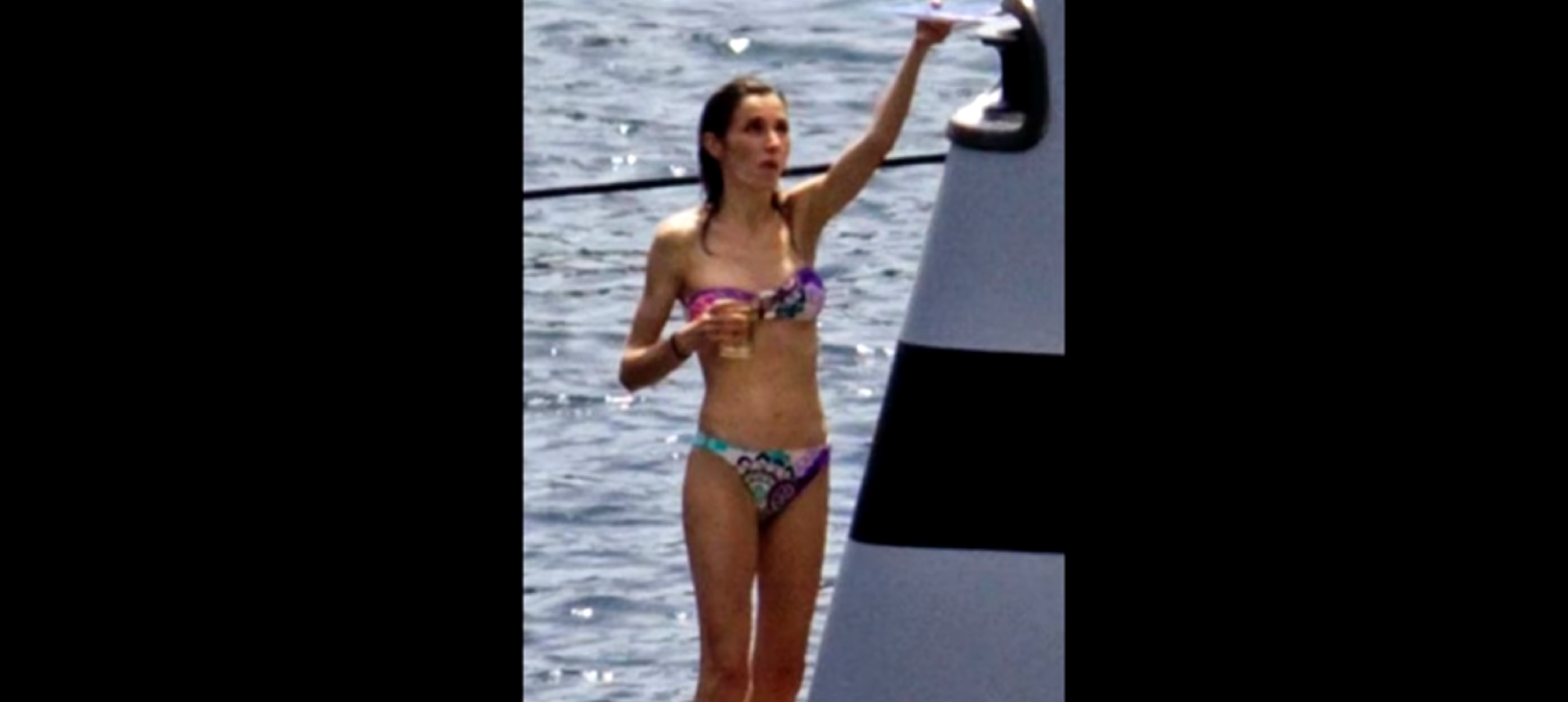 Letizia, a punto de su viaje oficial al Caribe ¿Repetirá fotos en bikini?