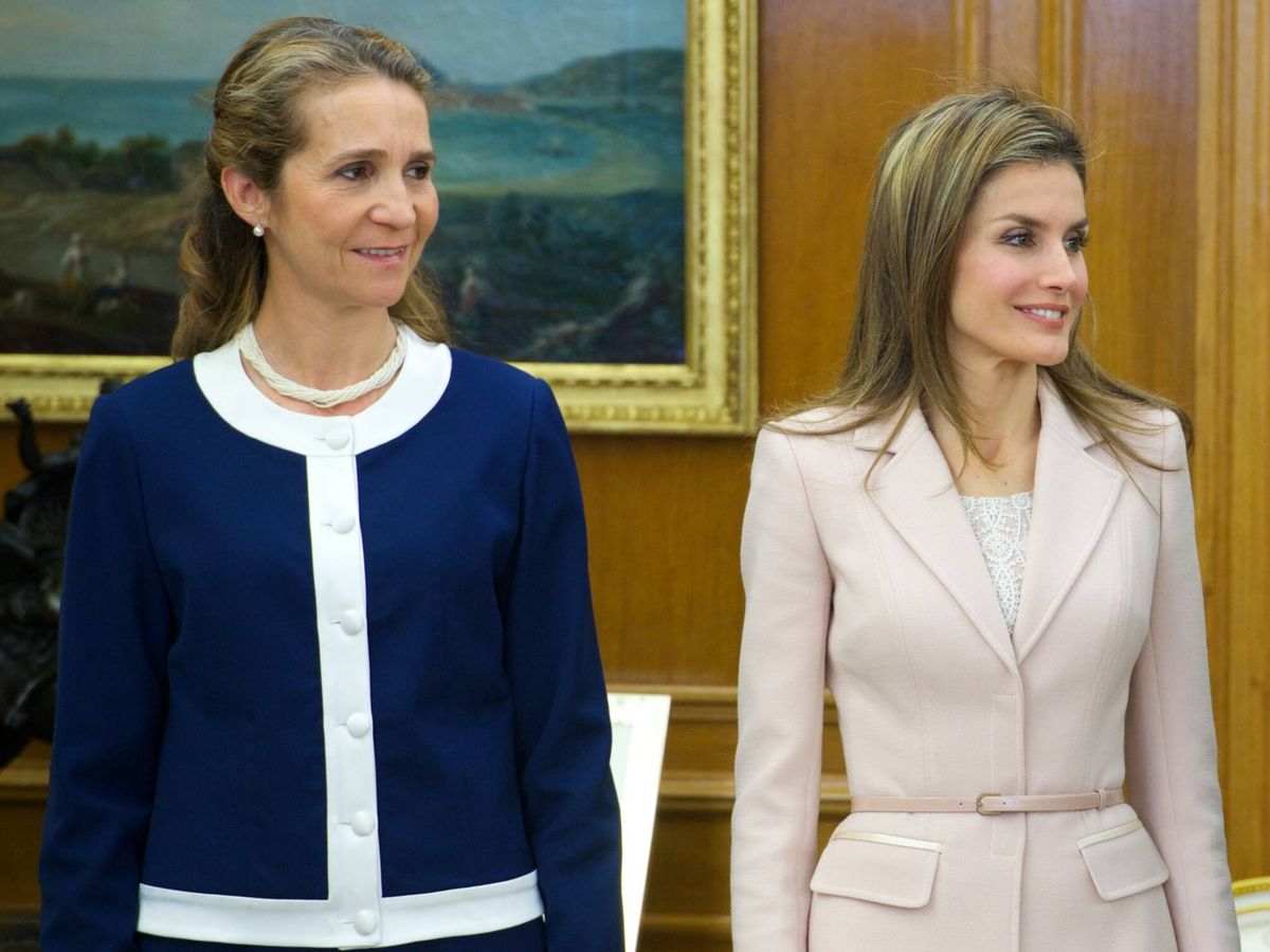 La infanta Elena y Letizia, encontronazo en la misa en honor de Constantino en Windsor