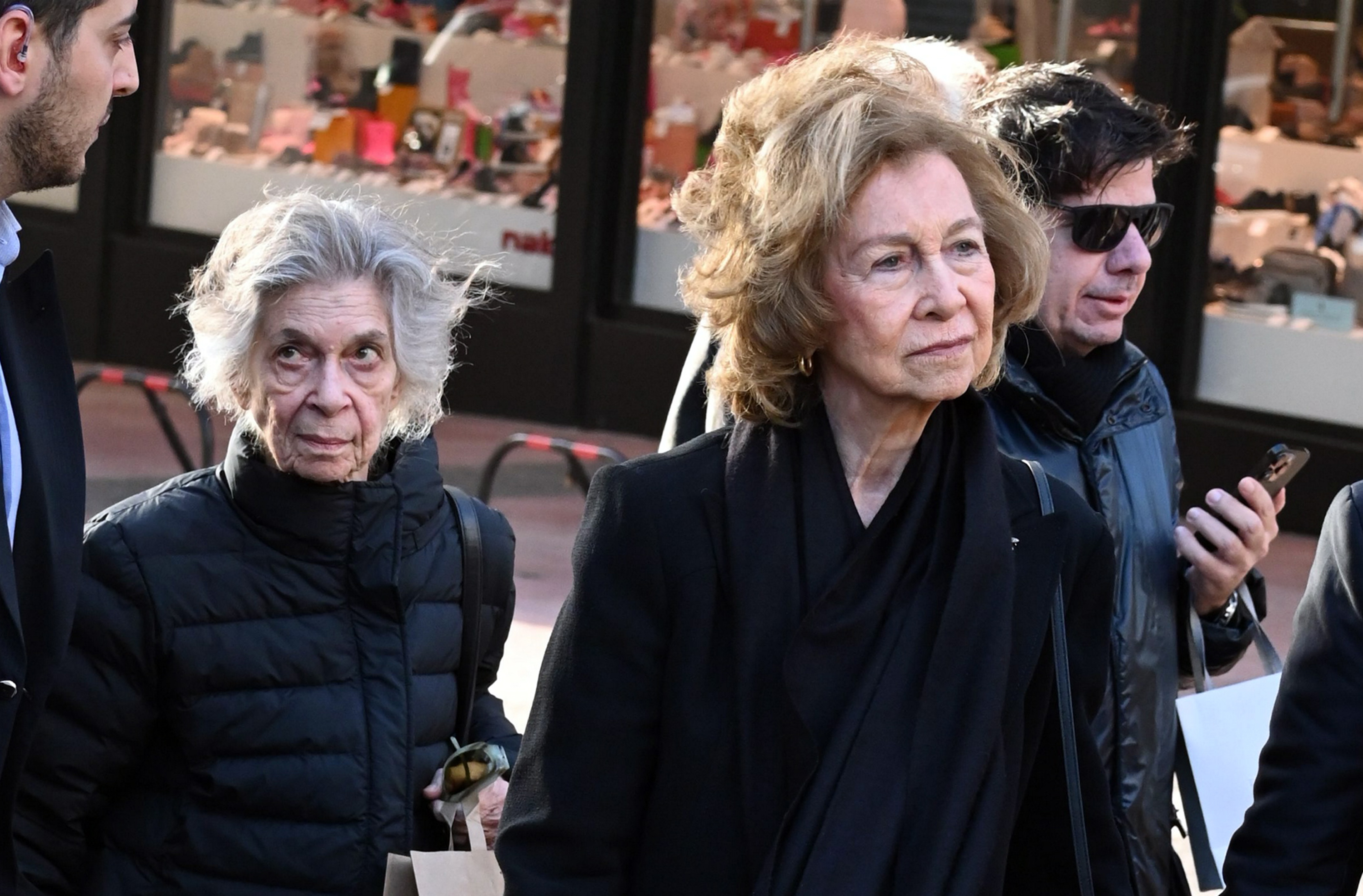 La verdad de la tía Pecu: arruinada, soltera y la 5 de Zarzuela, qué le pasa