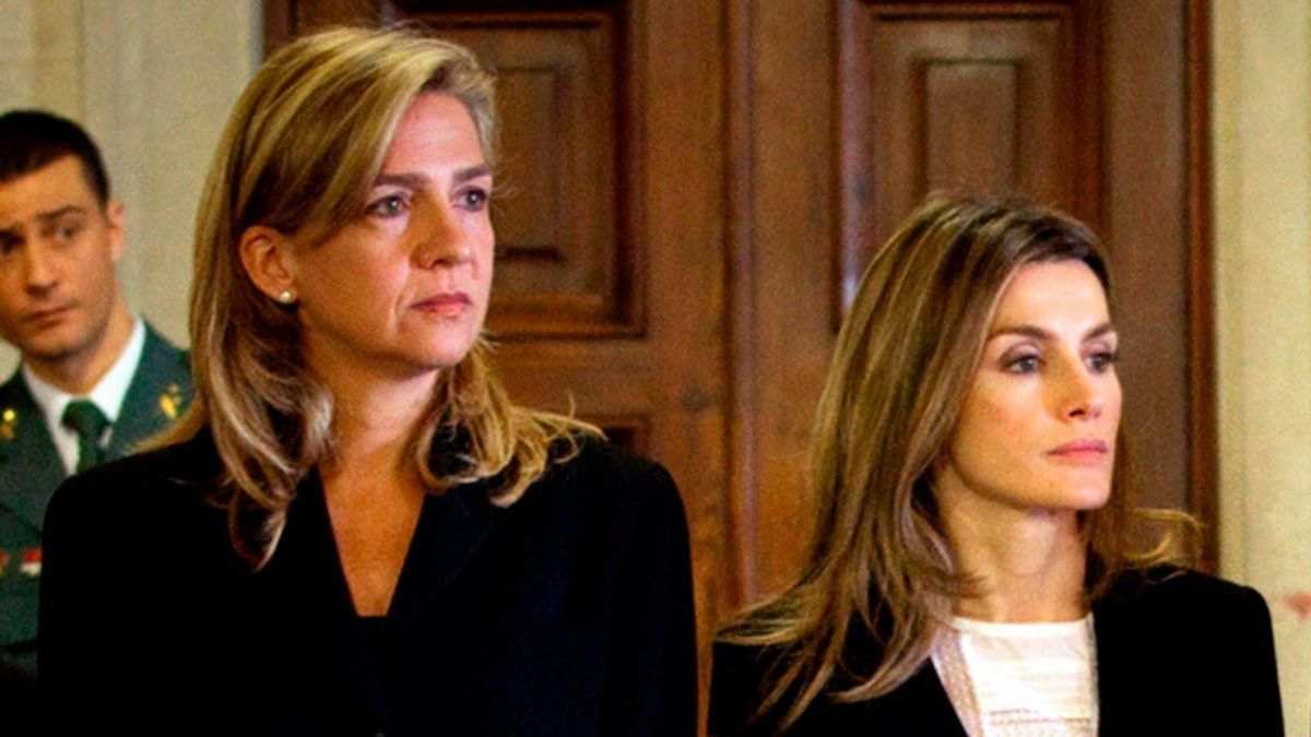 La infanta Cristina coneix la dona que ocupa el lloc de Letícia al cor del seu germà, Felip VI