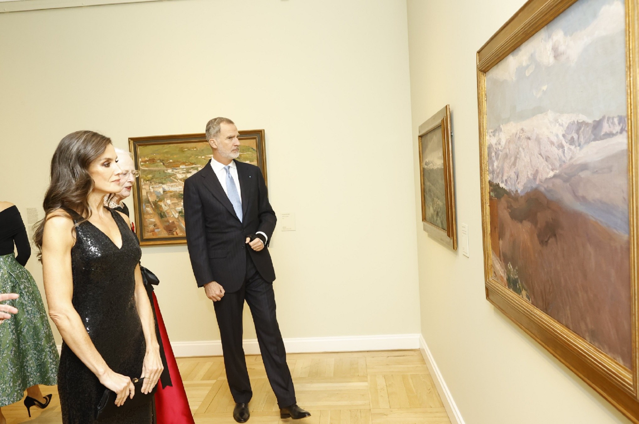 Letizia, implacable con Felipe por un escándalo de infidelidades: "Estamos haciendo el ridículo"