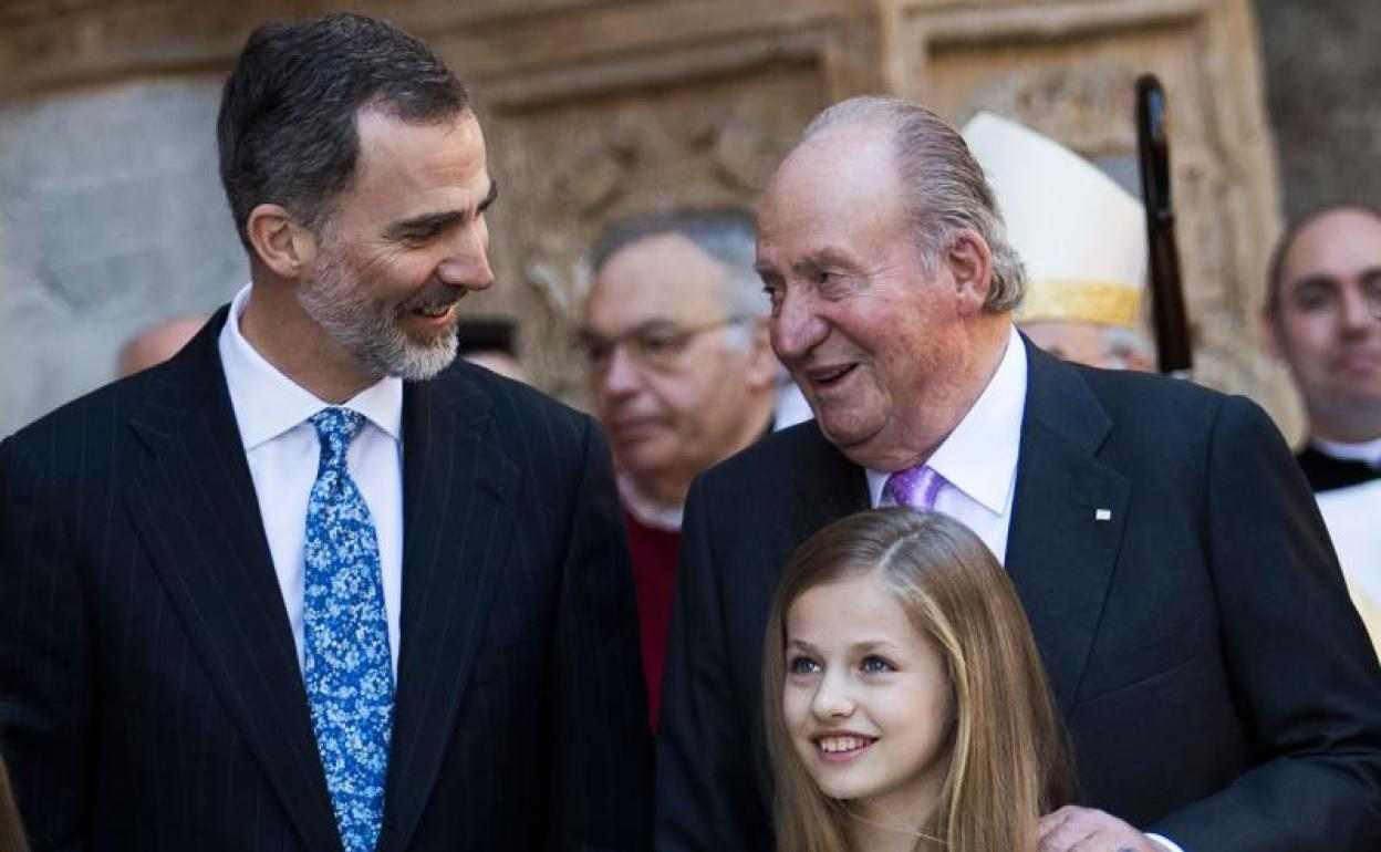 Elionor es va quadrar davant del seu avi, Joan Carles I, després de 4 mesos sense veure's