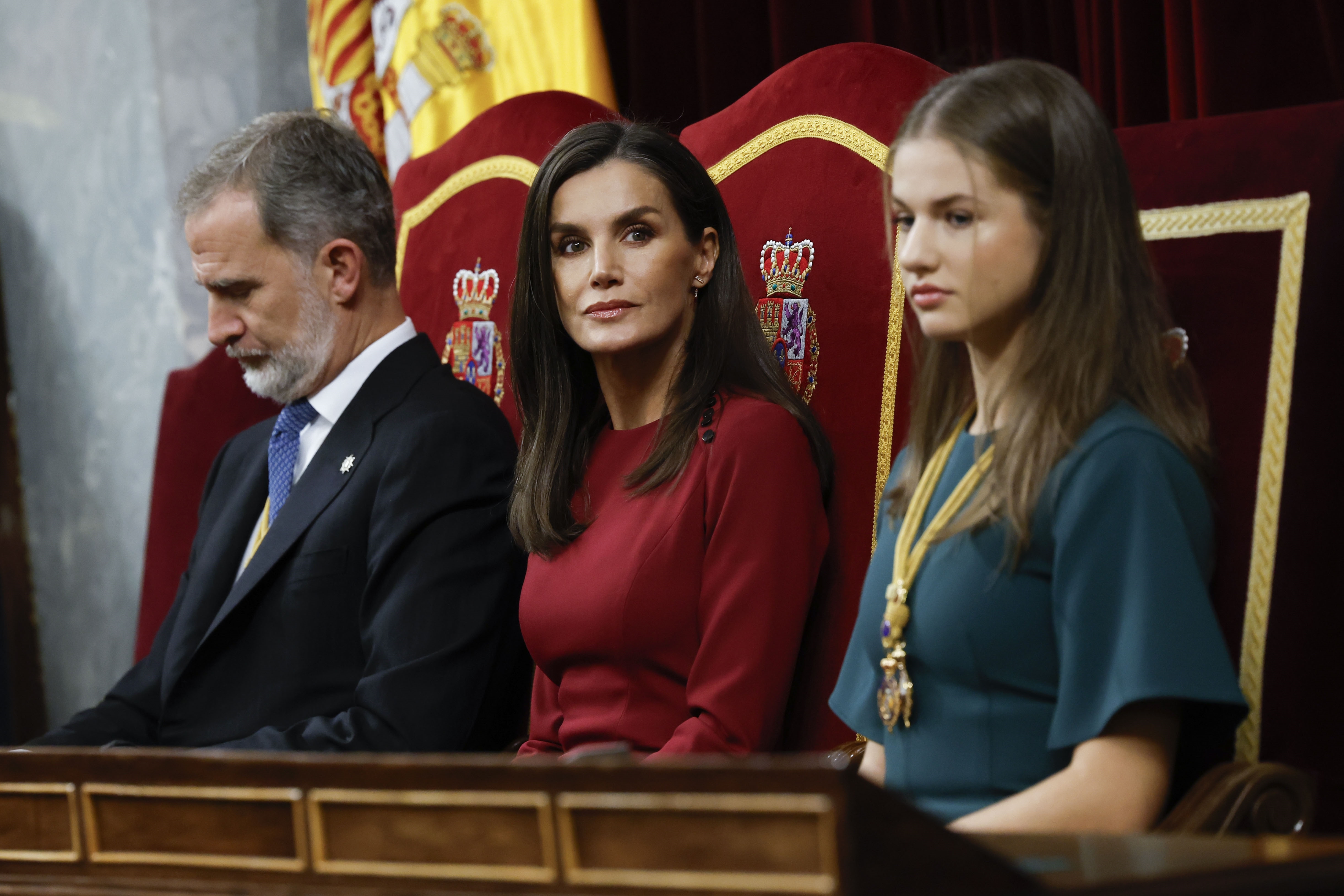 La Casa Reial plena de dropos, les fotos oficials són un nyap, riota de la xarxa