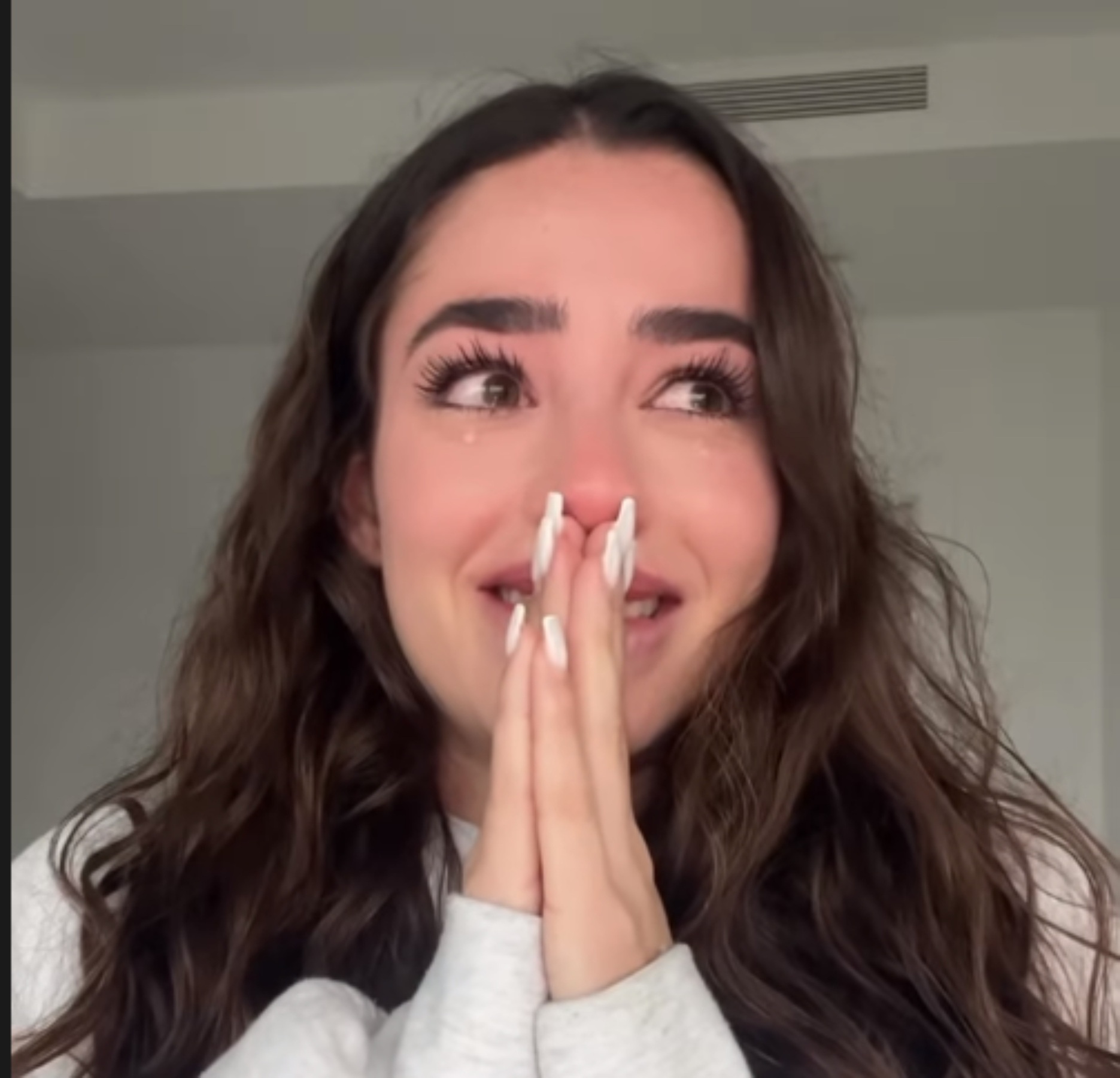 Famosa influencer s'accidenta amb el cotxe: "Yo sentía que me iba a morir"