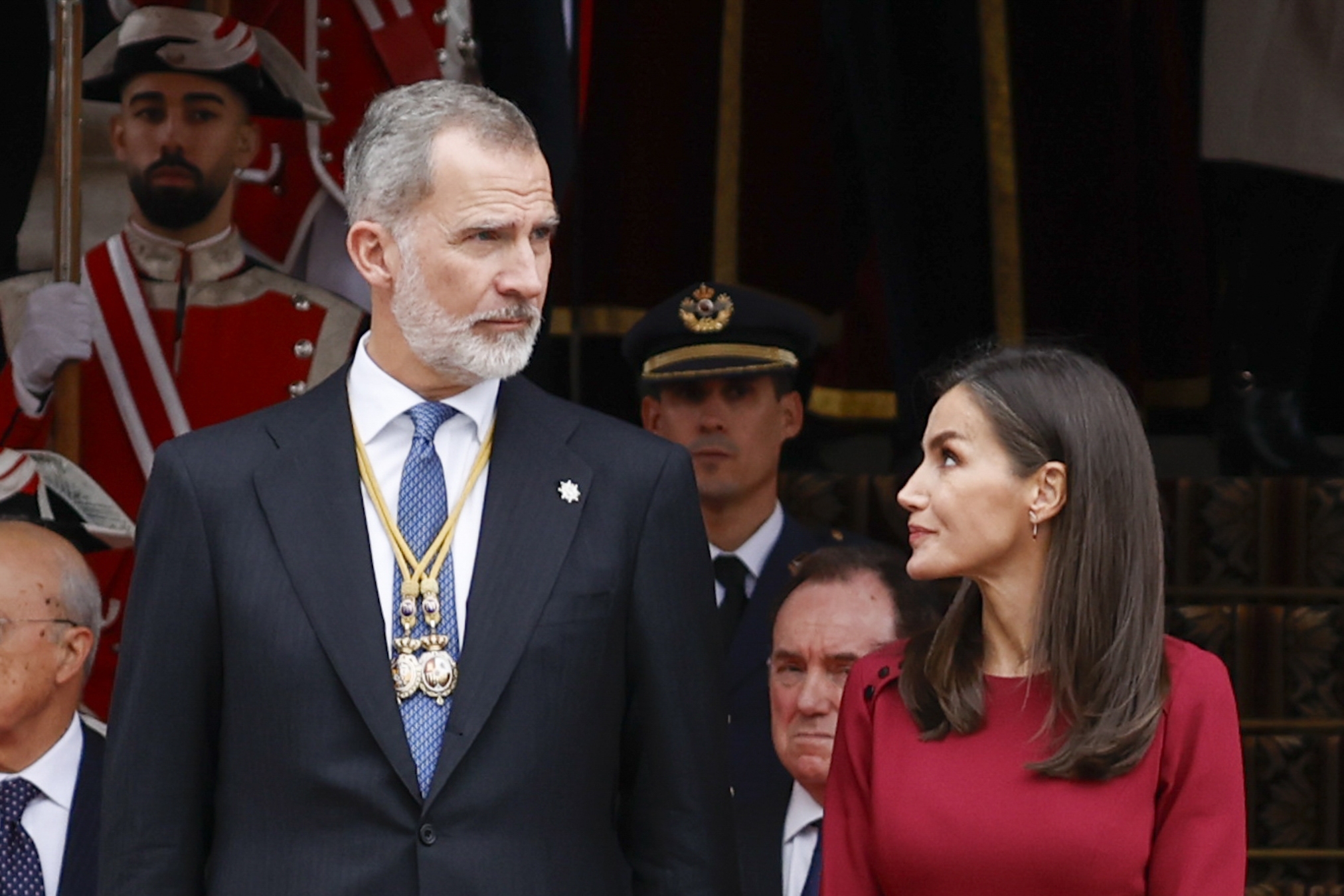Felipe VI ha pedido a Letizia que ponga fin a su amante o lo hará Casa Real