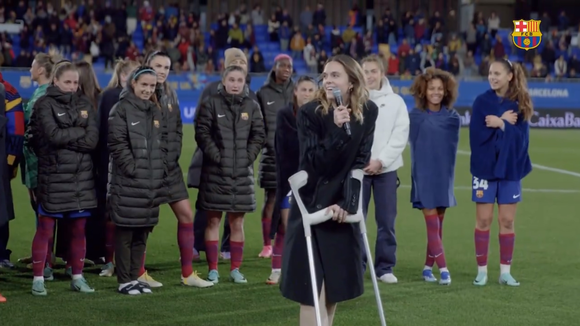 Mapi León hace estallar el Johan Cruyff hablando en catalán, del infarto al éxtasis