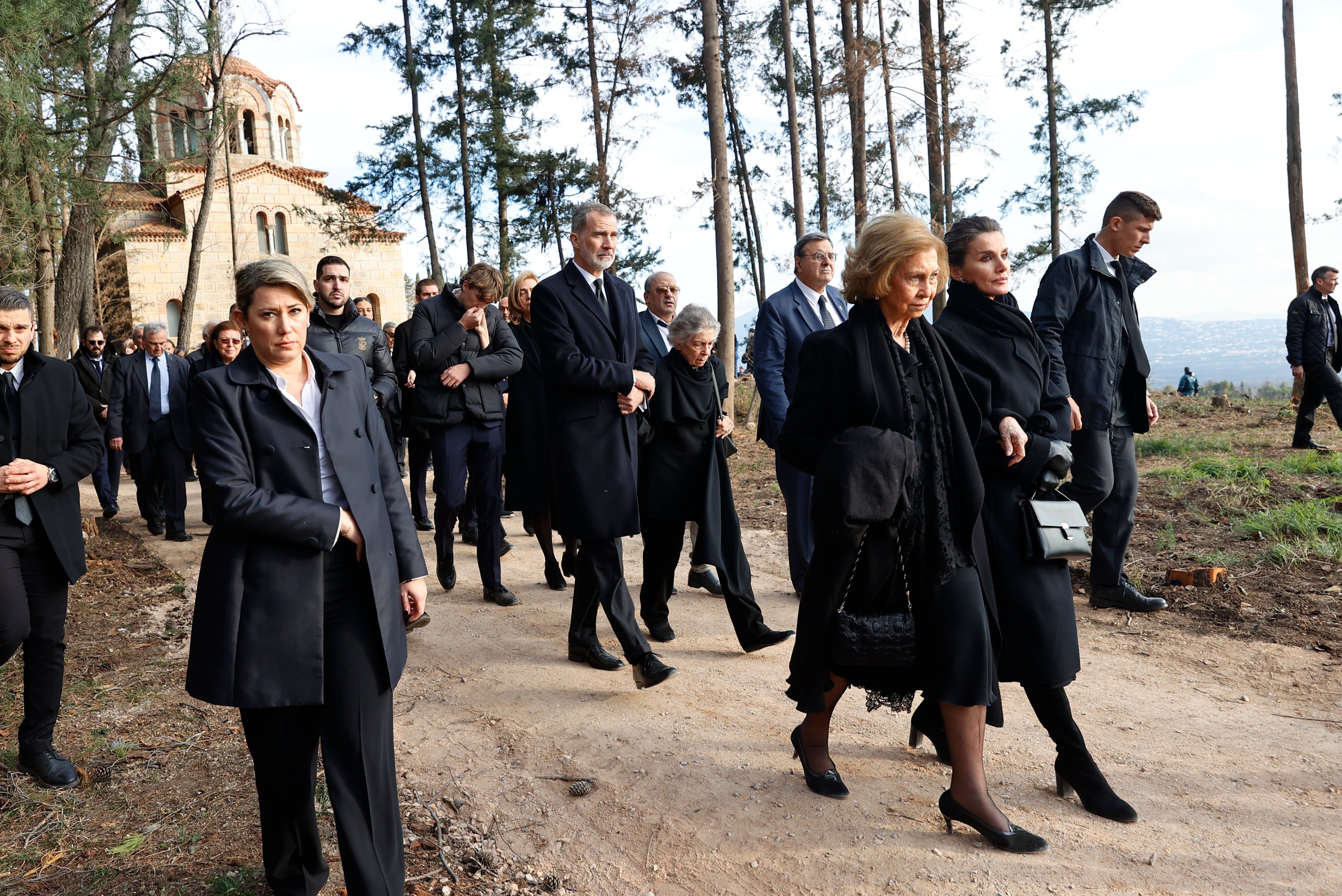 La dràstica decisió d'Irene, la germana de la reina Sofia: pena màxima, preocupació a Zarzuela