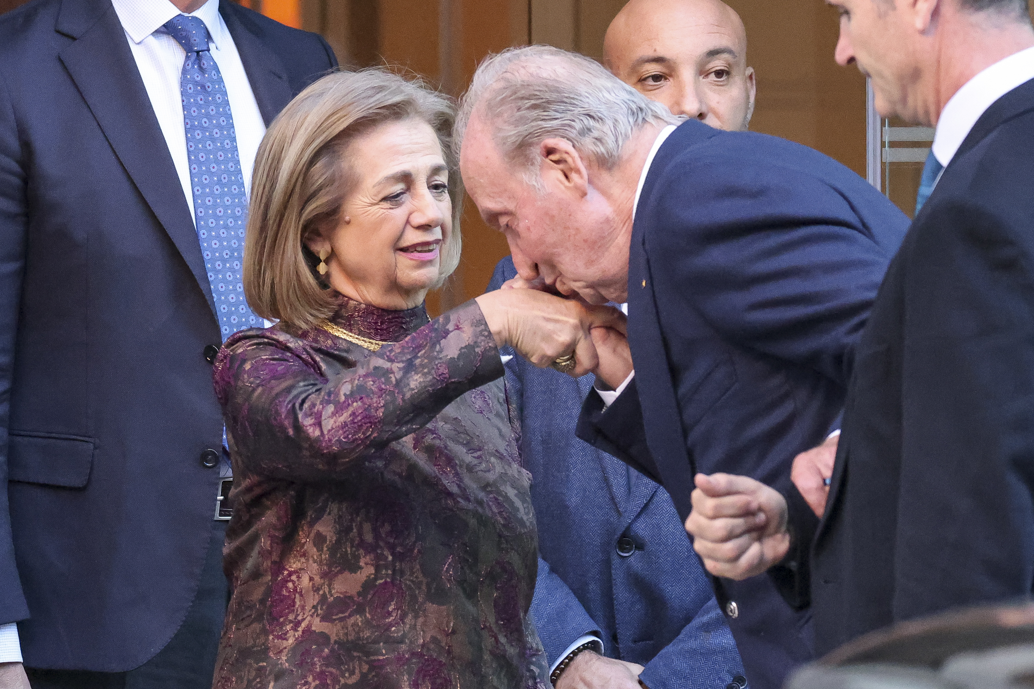 Una foto inèdita de Joan Carles, regal de la seva neta favorita pels 86 anys