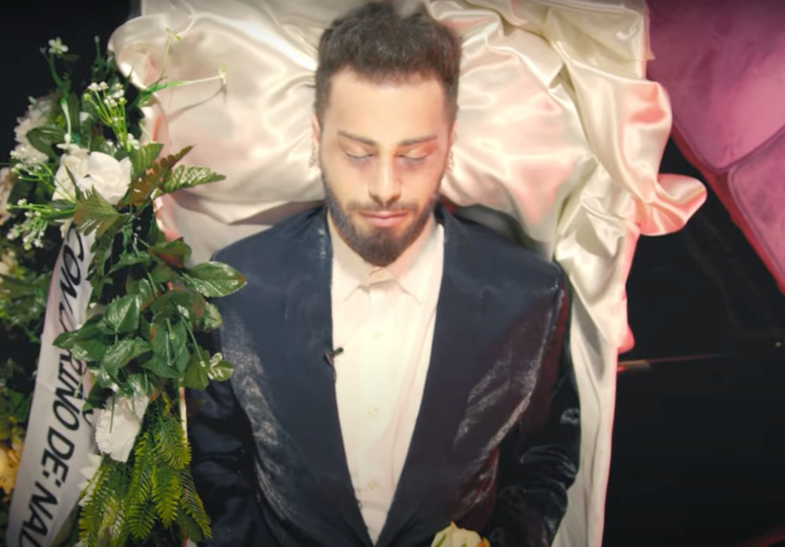 La estrategia de marketing de un famoso youtuber catalán: siembra el pánico y después anuncia la mentira
