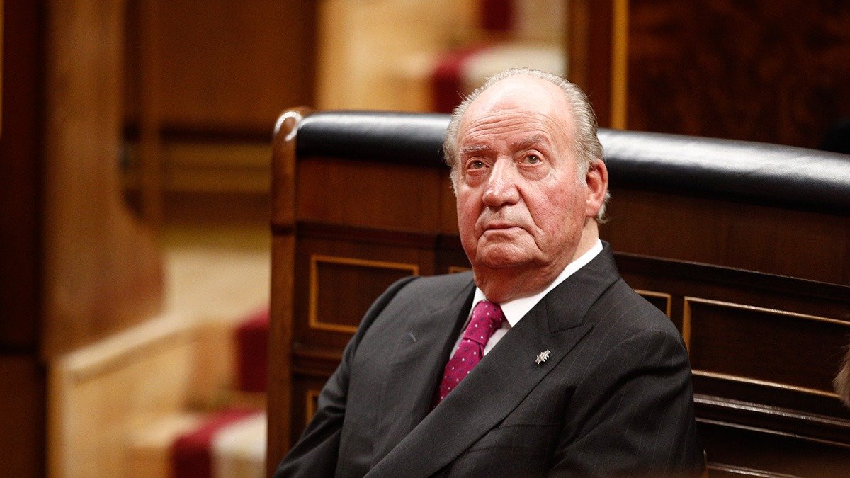 Joan Carles I va demanar l'informe policial de Letizia, 1 detenció amb condemna