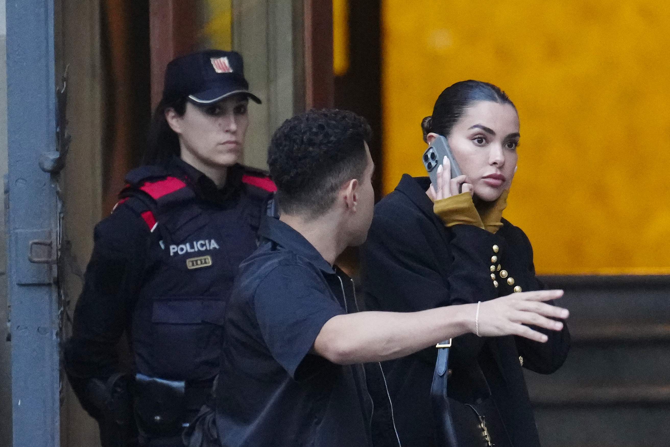 Què amaga Joana Sanz per salvar Dani Alves: mentides, deutes, vis a vis i pena
