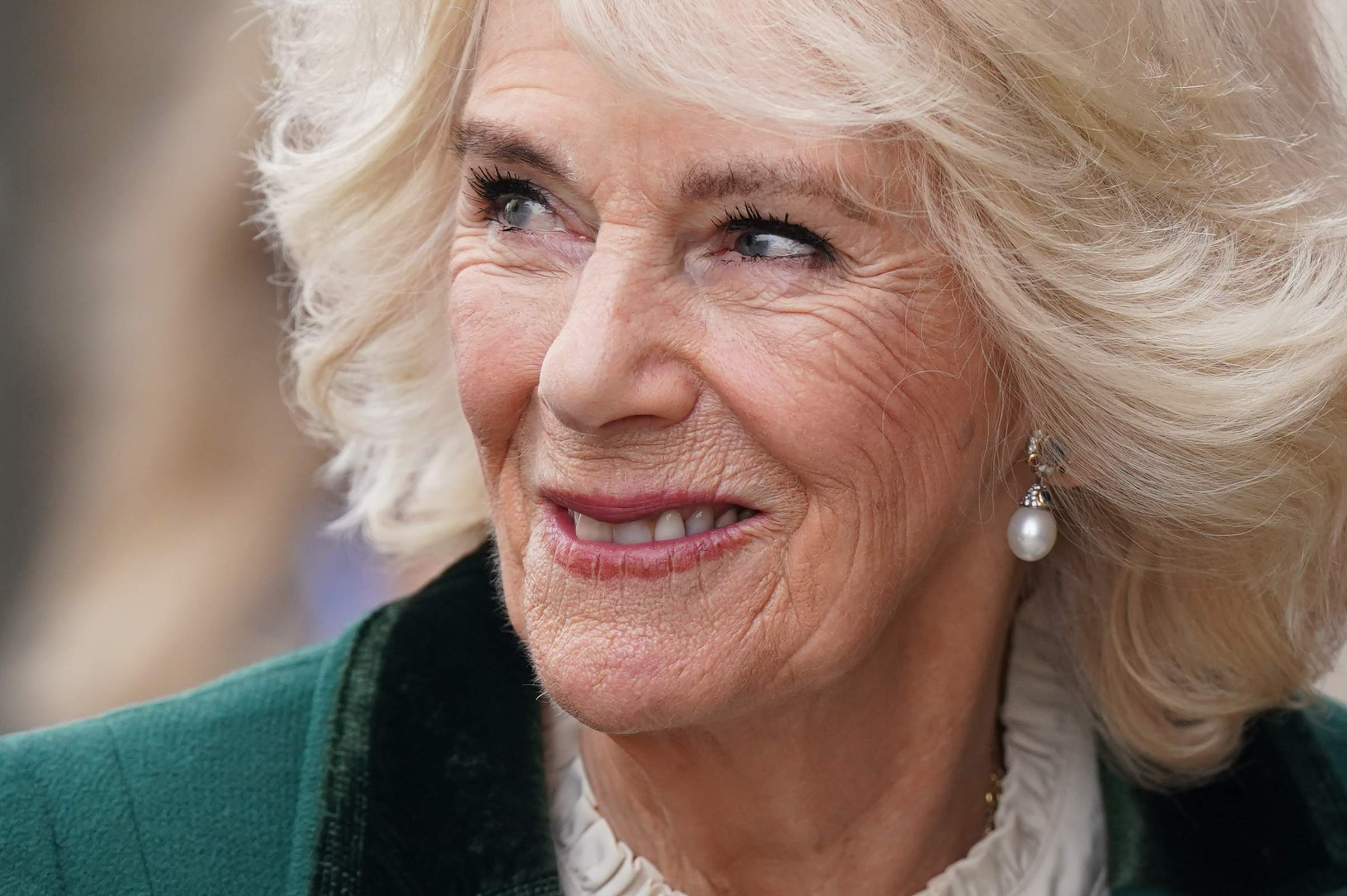El nom que rebrà la reina Camil·la si Carles III mor, es preparen pel pitjor