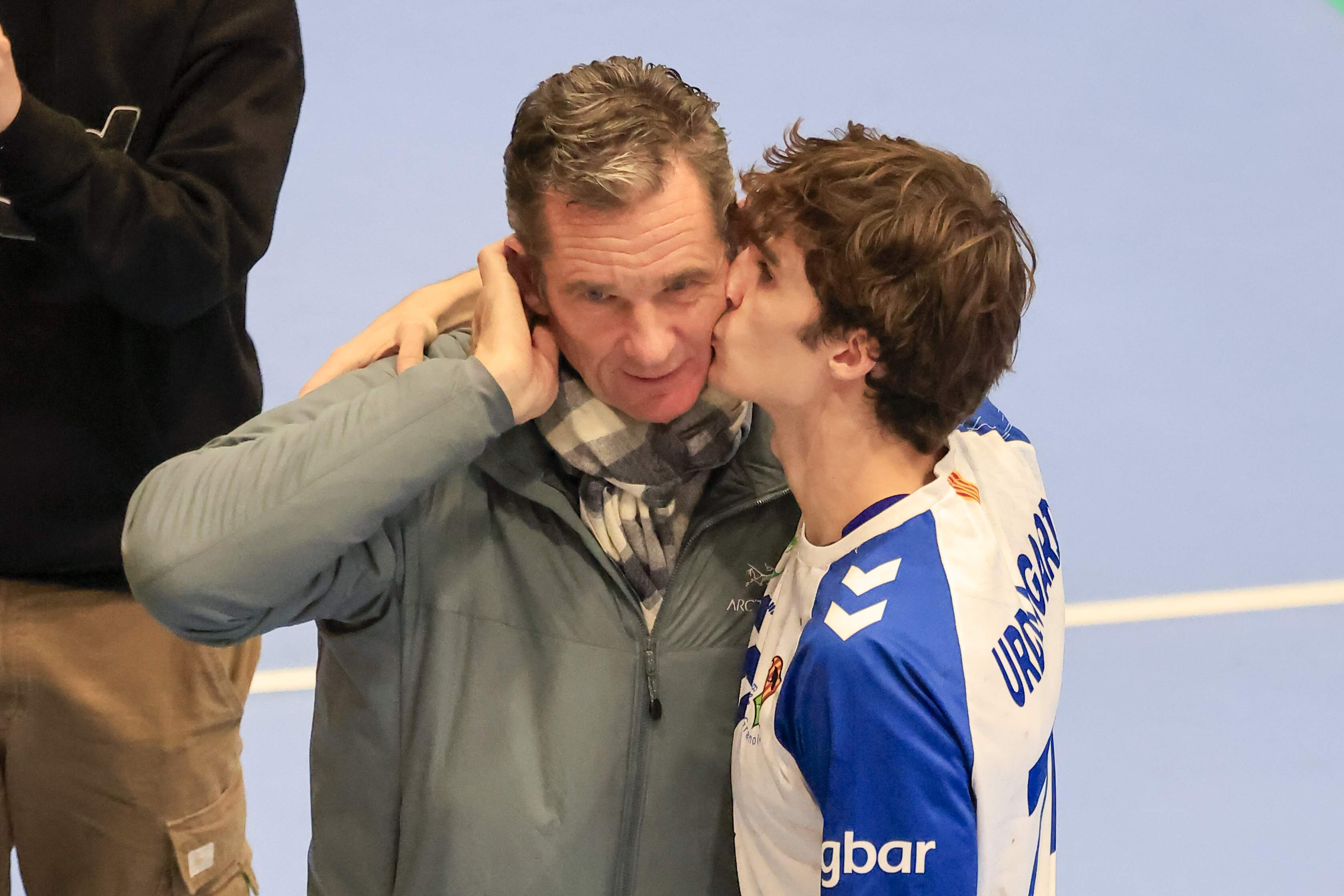 Iñaki Urdangarin beso Pablo GTRES