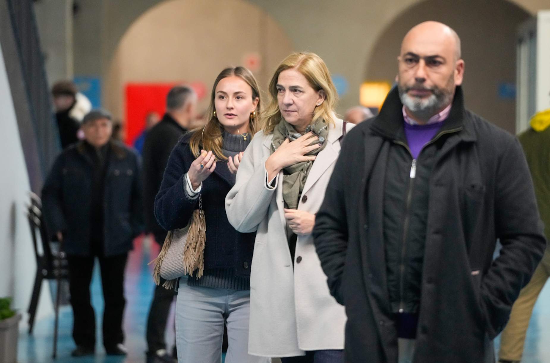 Cristina en el Carnaval de Las Palmas bien acompañada. El misterio del novio catalán