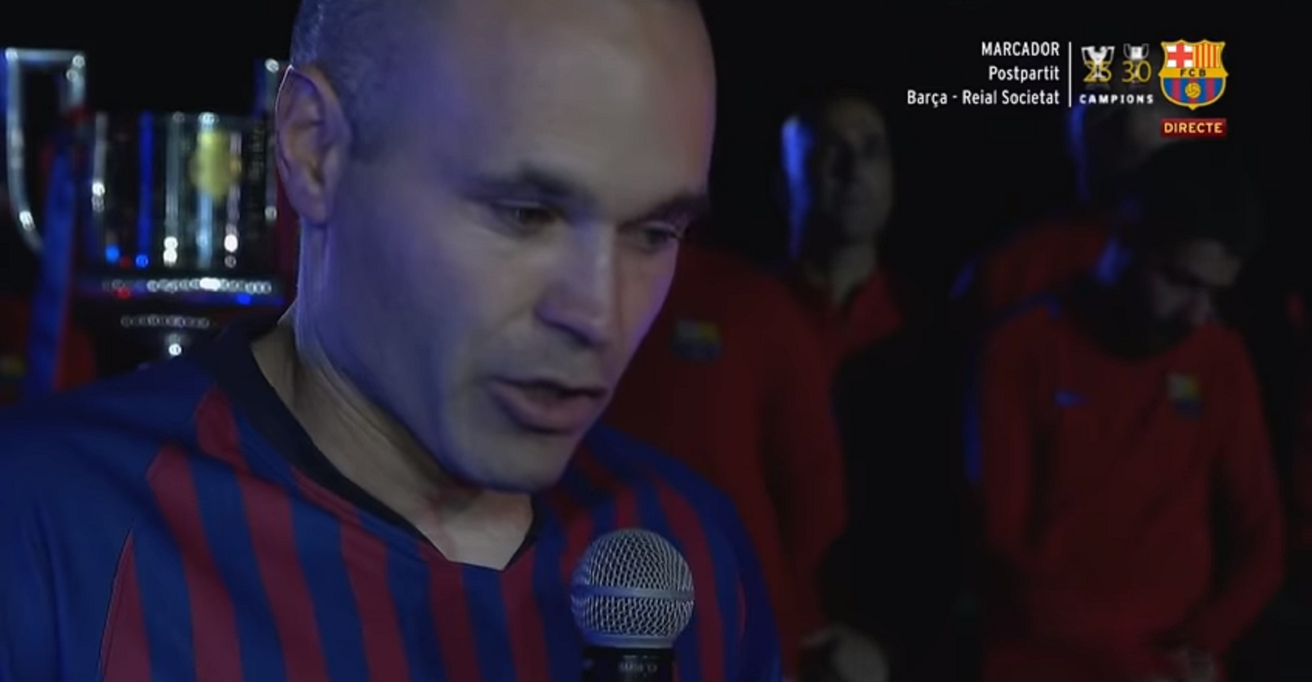 La caverna s'acarnissa amb Iniesta per dir 'Visca Catalunya' i no 'Viva España'