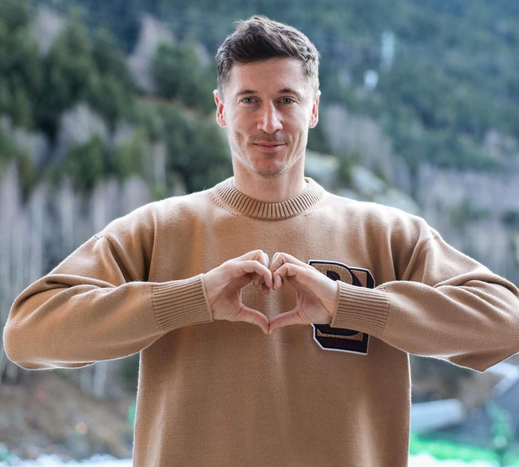 Lewandowski enamorado de un rincón de Cataluña, mensaje en catalán para sus seguidores