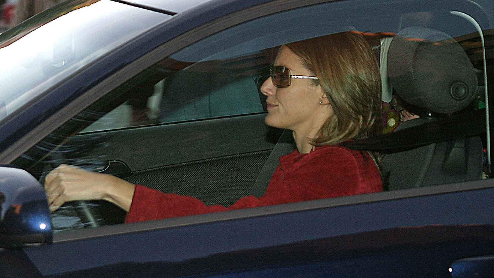 Letizia conduciendo