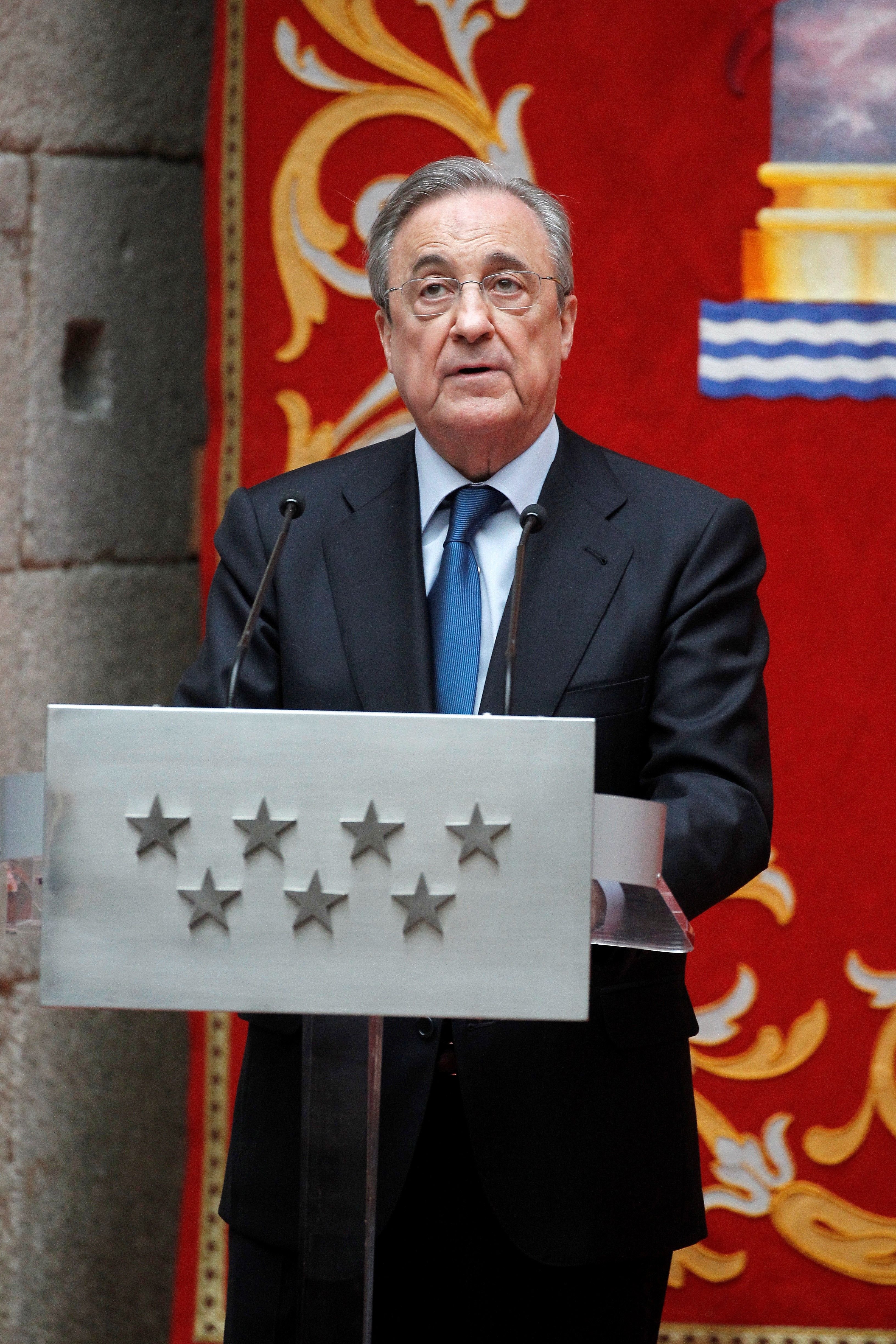 Salvador Sostres es compara amb el Madrid i elogia Florentino