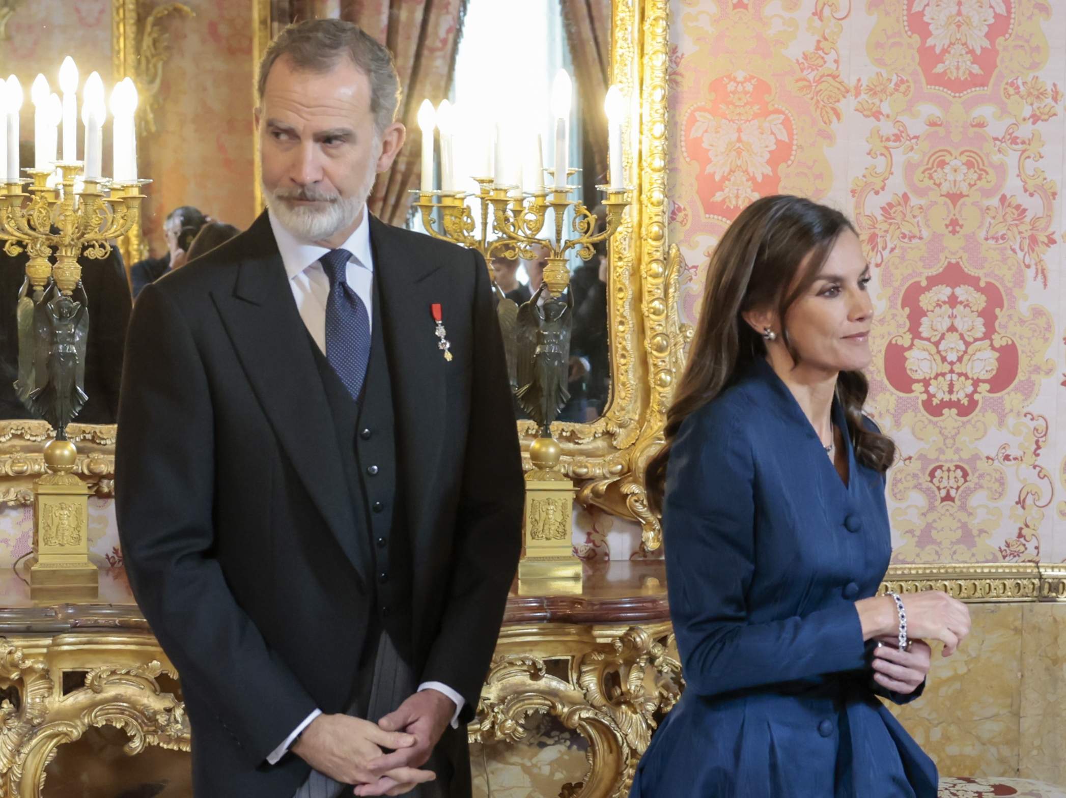 Felipe VI profundiza la ruptura familiar, dos bandos, Letizia vuelve a quedar fuera