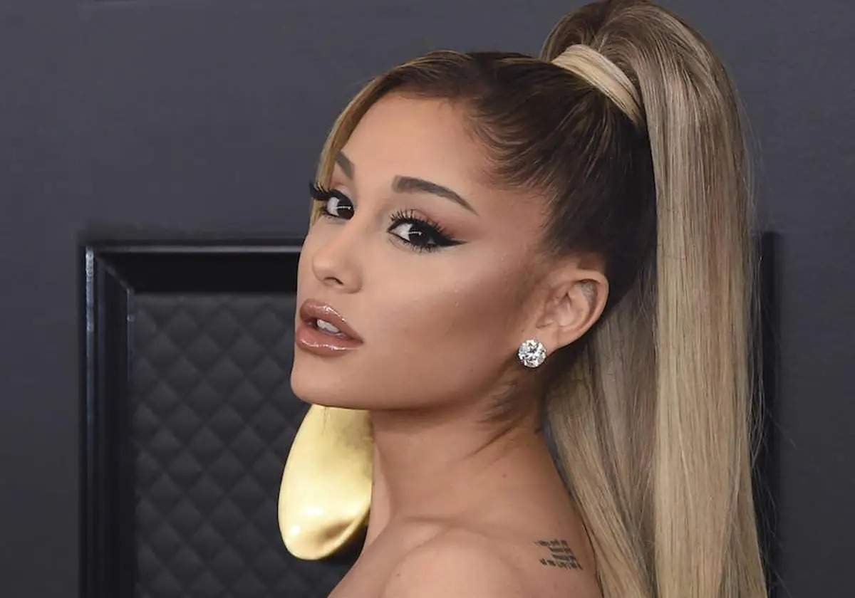 A Ariana Grande li surt car el divorci