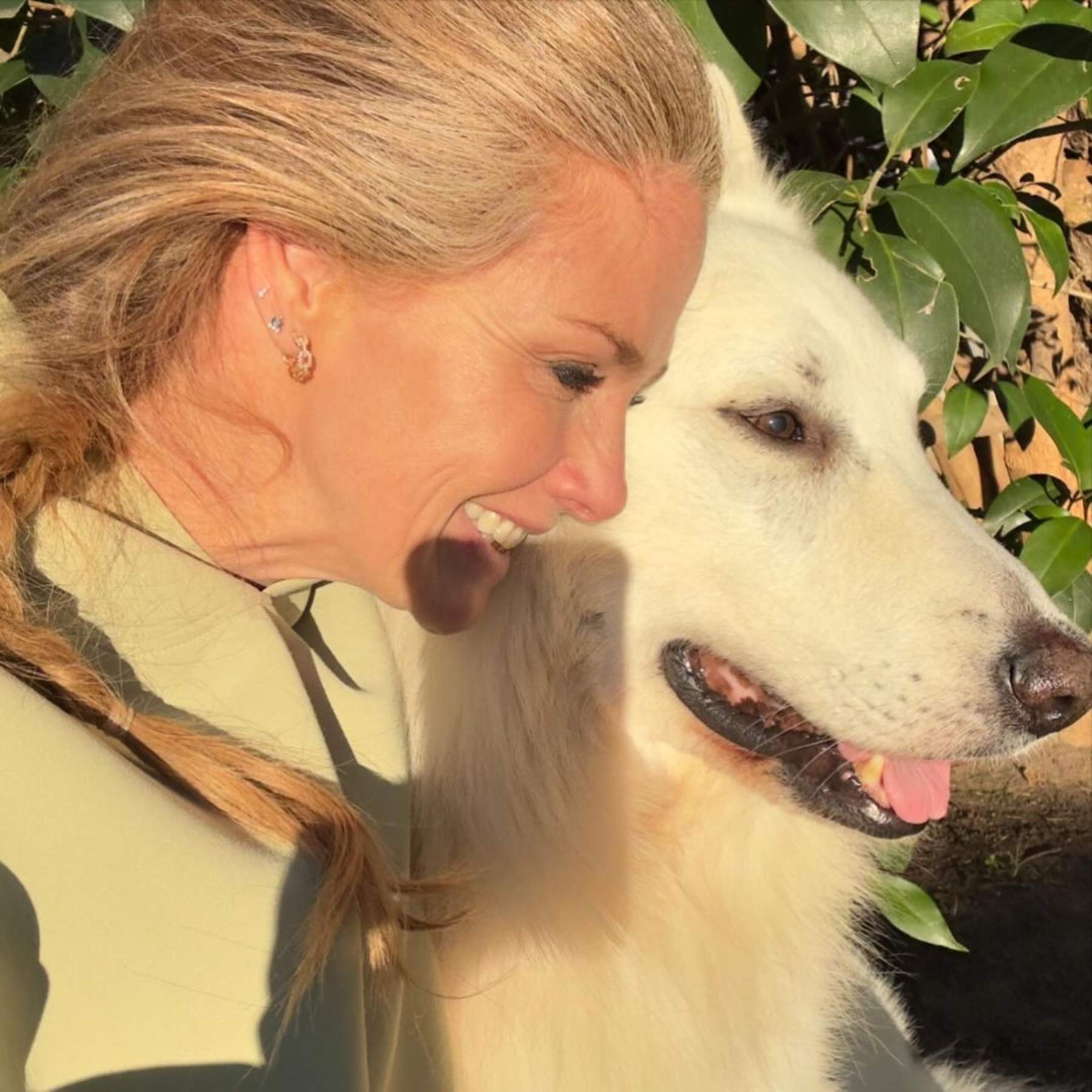 Genoveva Casanova, señalada por sus vecinos: hace esto con los excrementos de su mascota