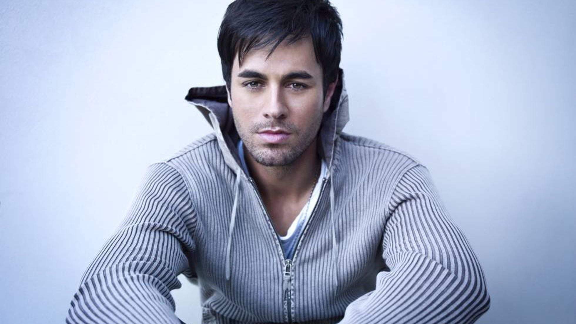 Enrique Iglesias sigue haciéndose de oro con la música