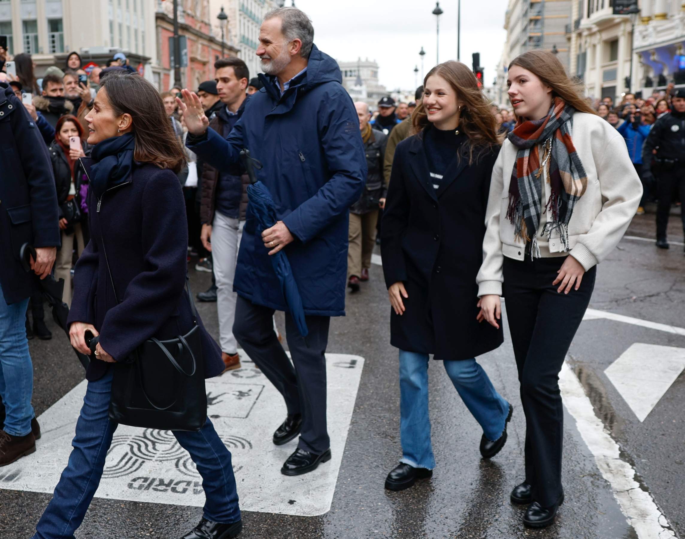 La cita fallida de Felip, Letícia, Elionor i Sofia: junts de nou, imatge familiar truncada