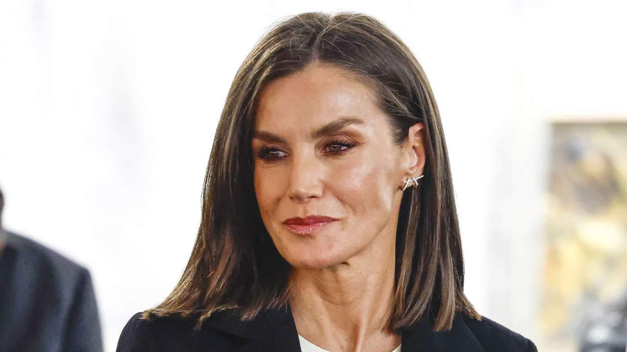 Letizia, reprimendas y reproches en plena calle por las infidelidades con Jaime del Burgo