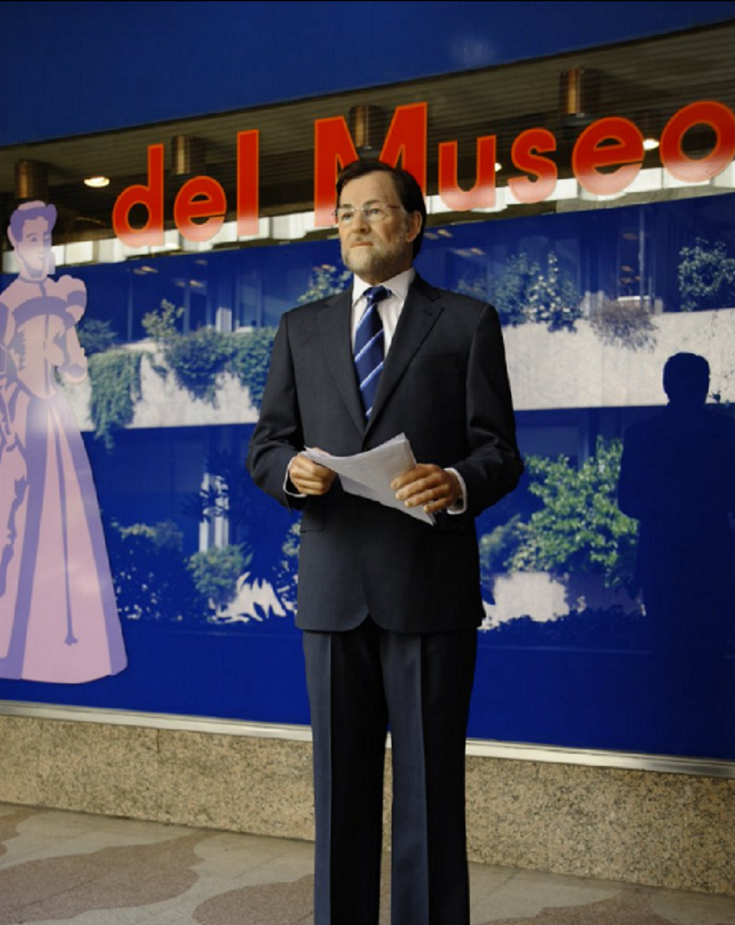 La última humillación a Rajoy: retiran ya su figura del Museo de Cera