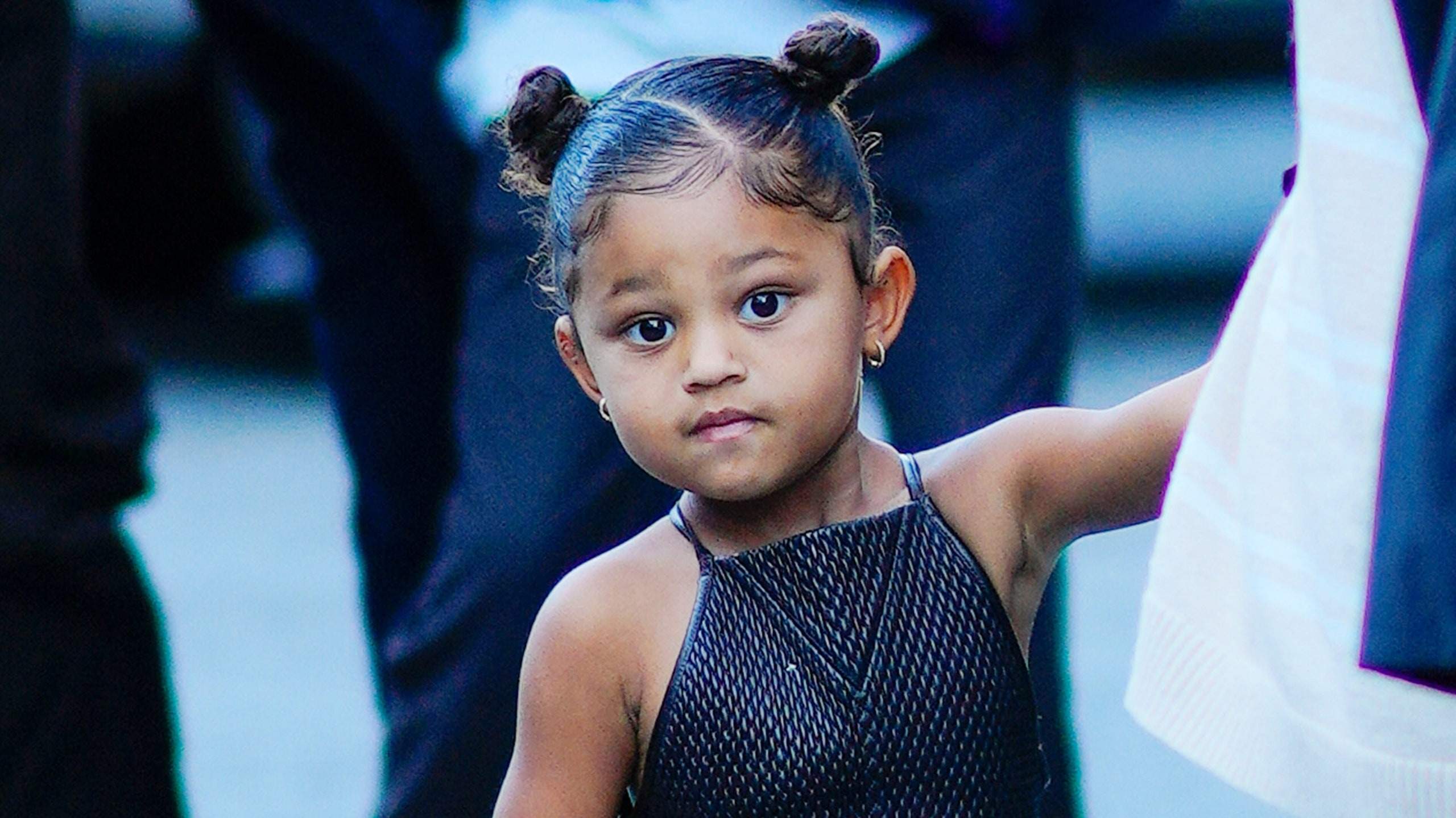 Stormi, hija de Kylie Jenner, cada vez se parece más a su madre, cambio notable