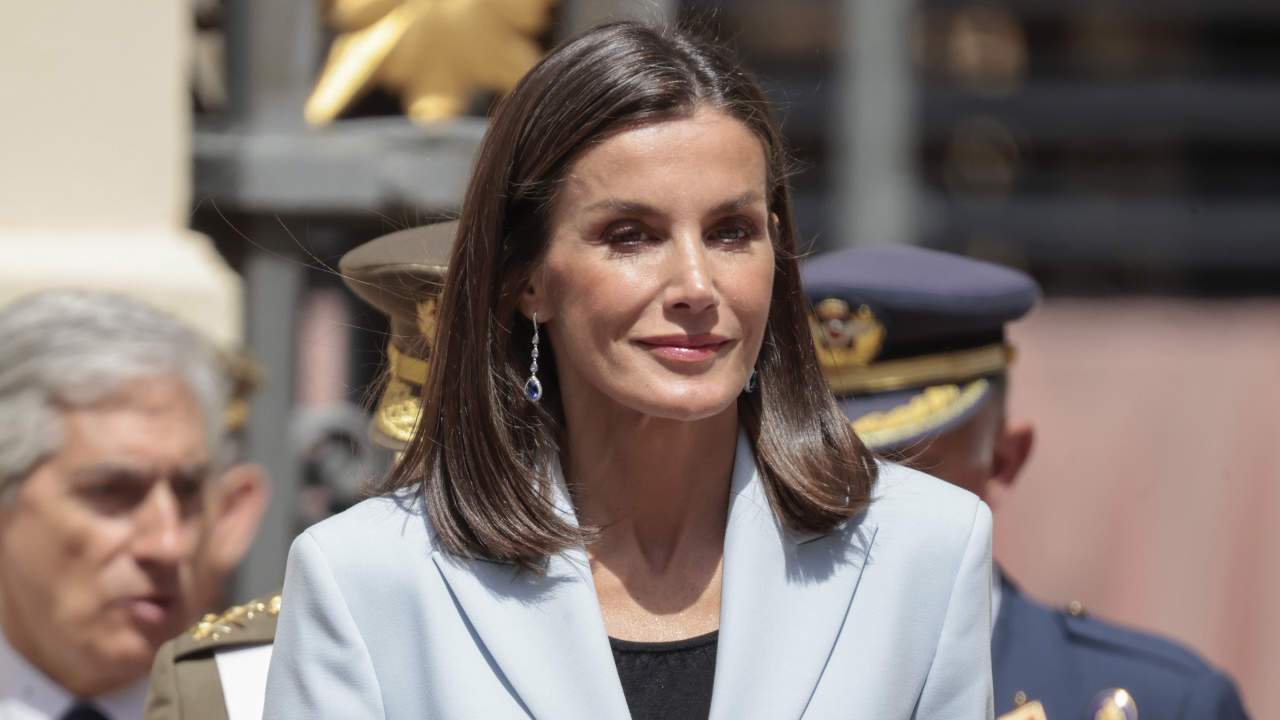 Letizia jura de bandera de Felipe 