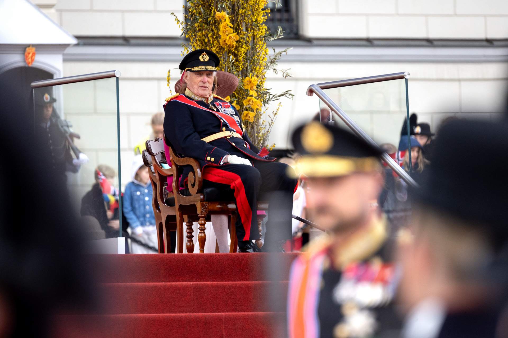 Harald de Noruega, estat preocupant, la visita d'estat més incòmoda