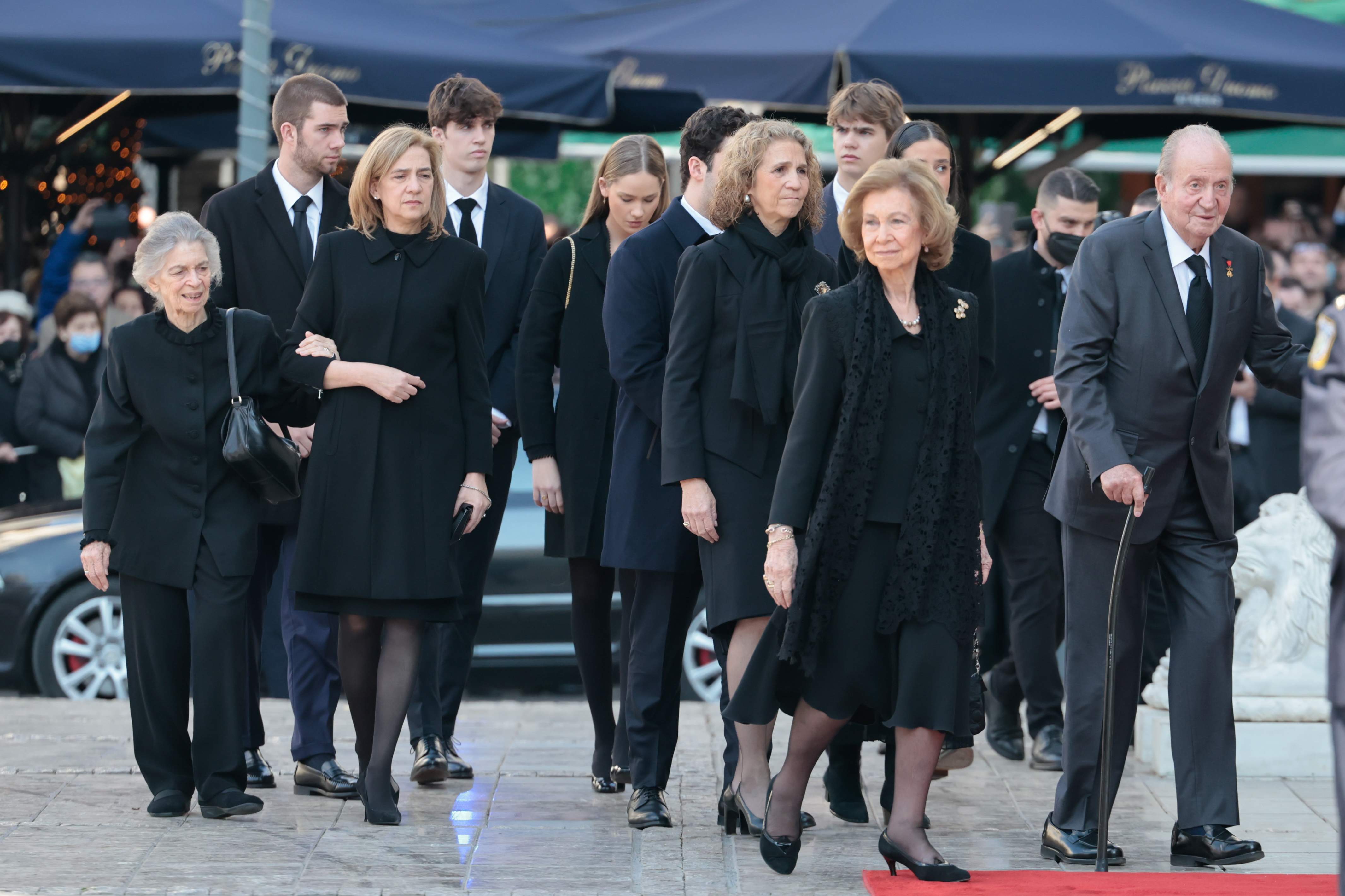 La Borbón fuera de la lista de invitados VIP, vergüenza, paga su carácter insufrible