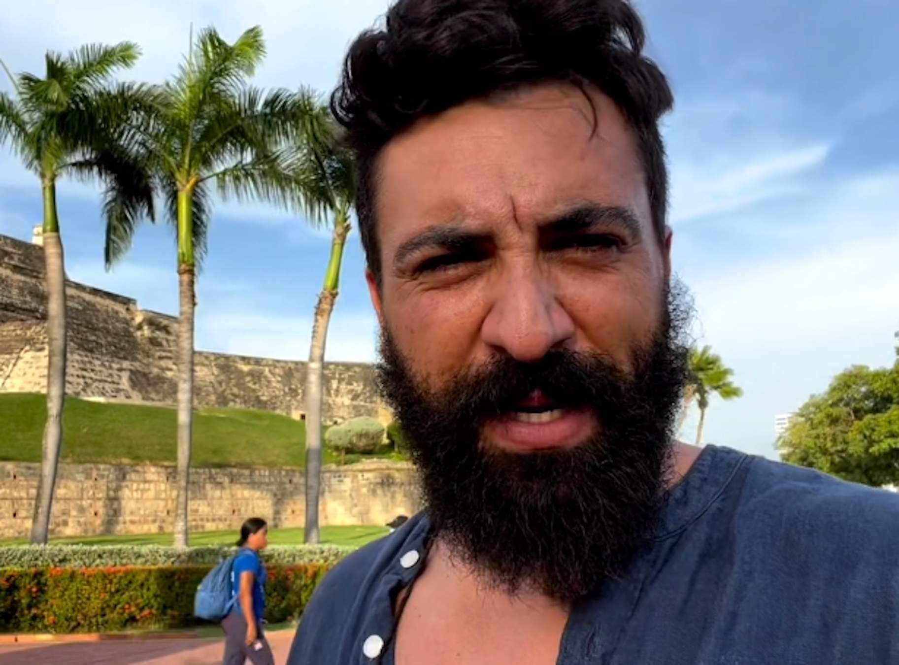 El escándalo de Jacobo Robatto, de VOX, se multiplica: hay una tercera chica engañada