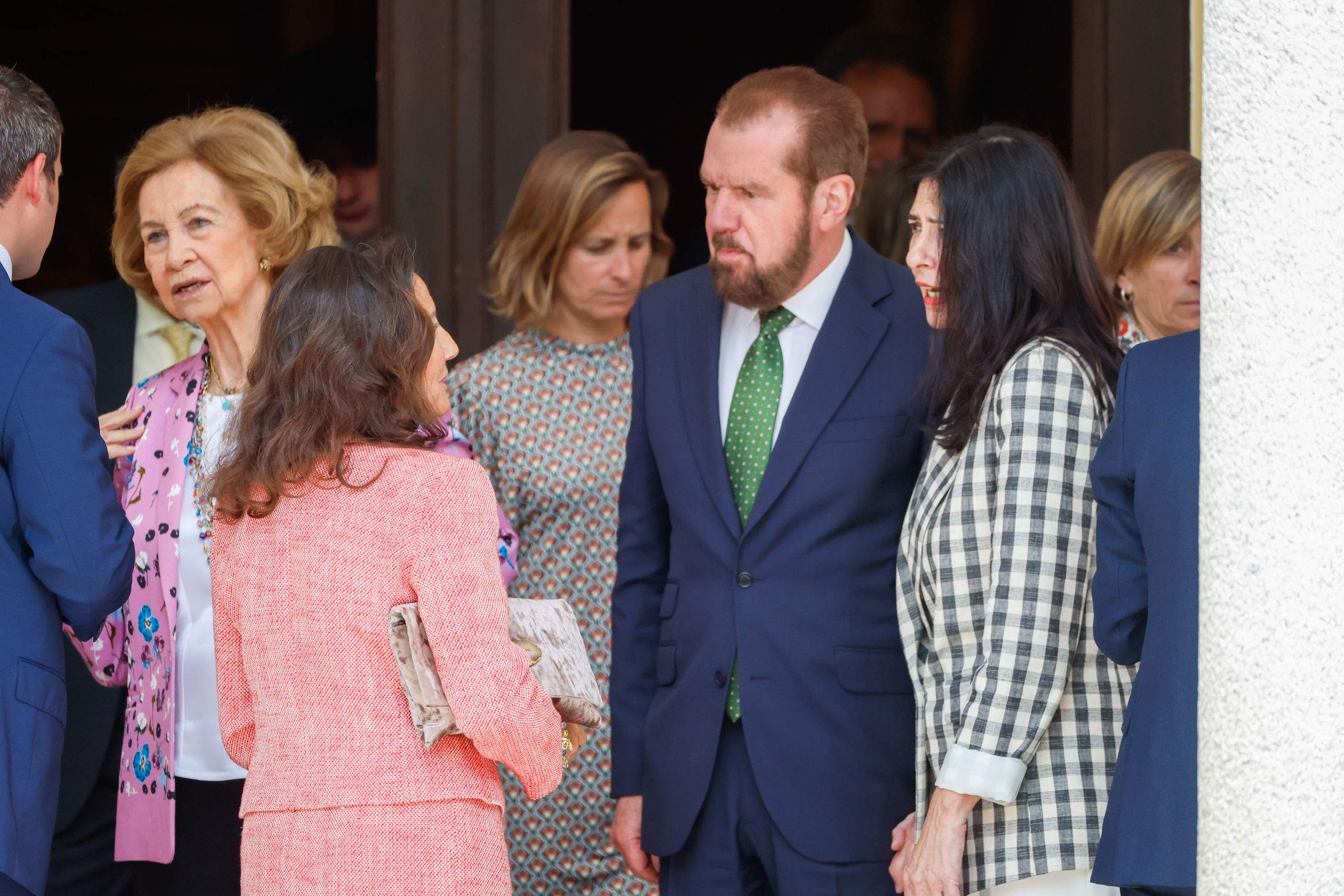 Jesus Ortiz y Paloma Rocasolano en la confirmación de Sofía