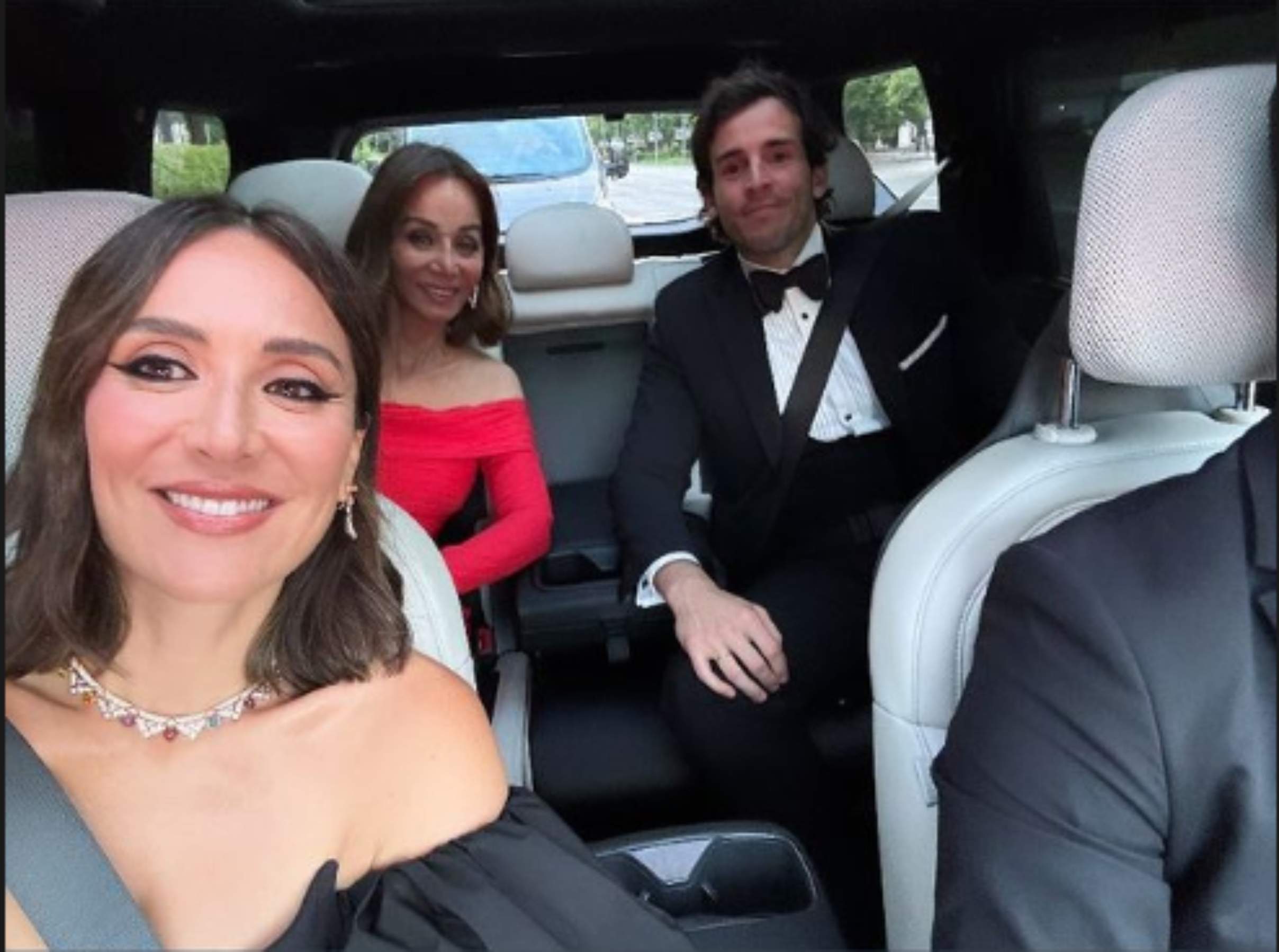 Isabel Preysler "estima la seva filla Tamara Falcó", però la relació amb Íñigo Onieva no és bona: "Menteix"