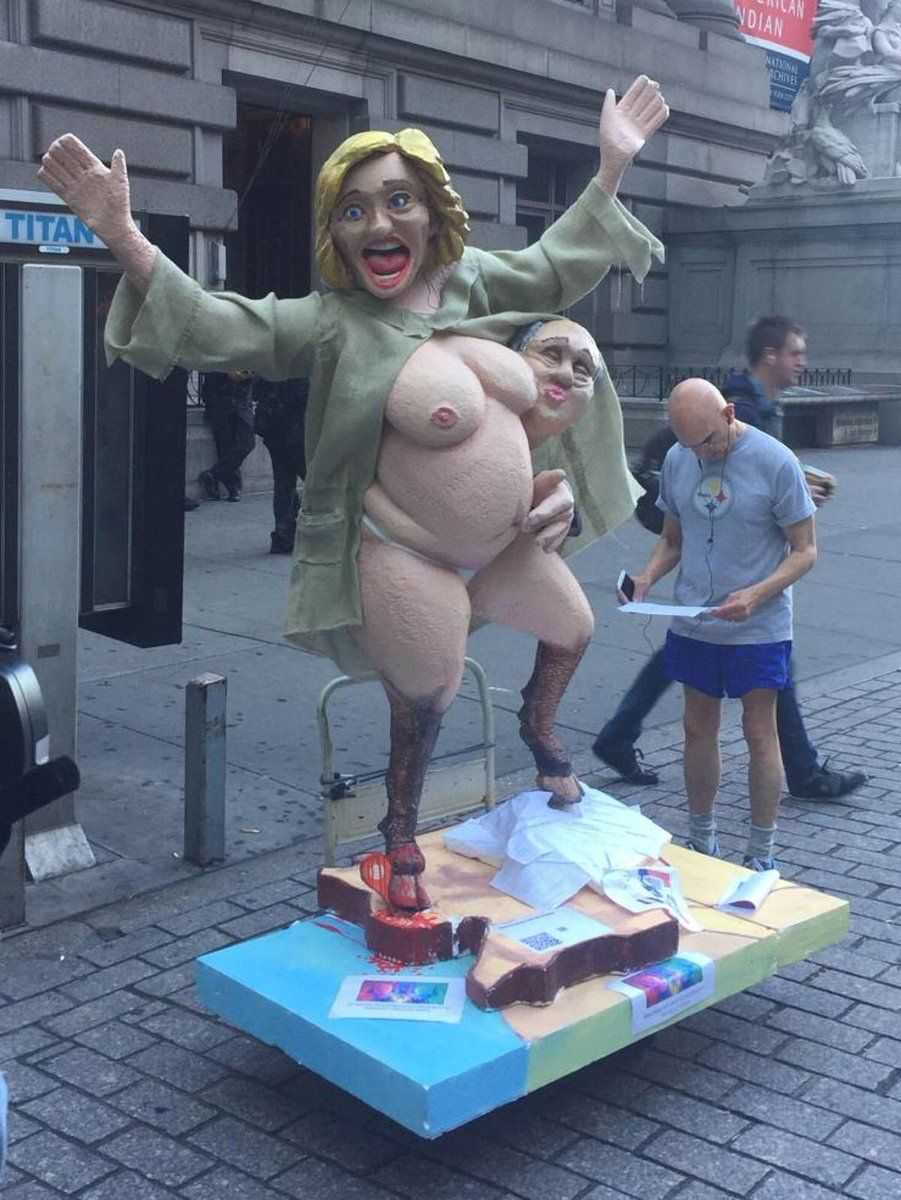 Rifirrafe en Wall Street por una estatua de Hillary desnuda