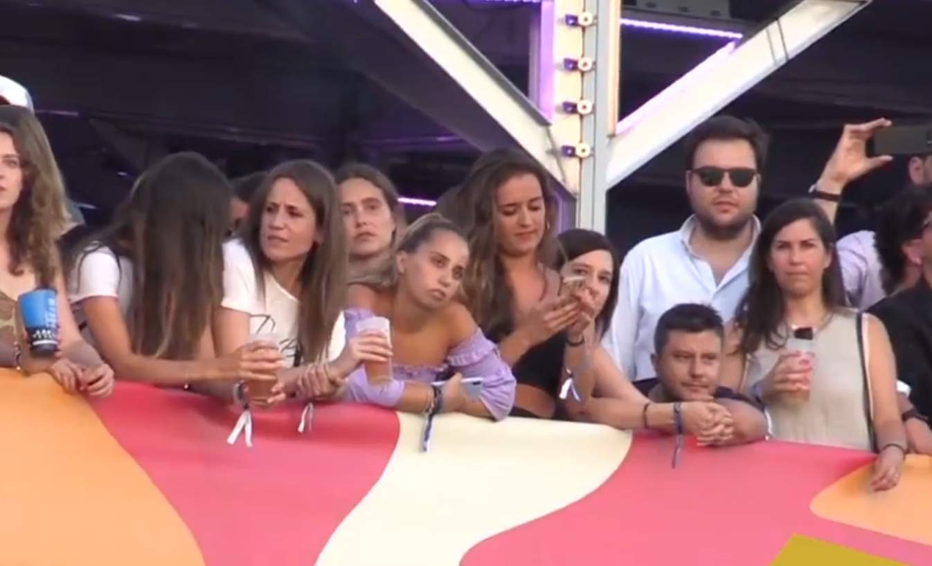 Imágenes de Andrea Janeiro por TV y Belén Esteban en guerra con una presentadora